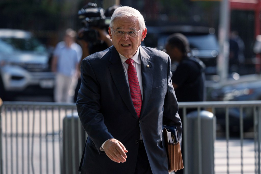 Feds blast ‘Gold Bar Bob’ Menendez’s blame-his-wife defense at bribery trial