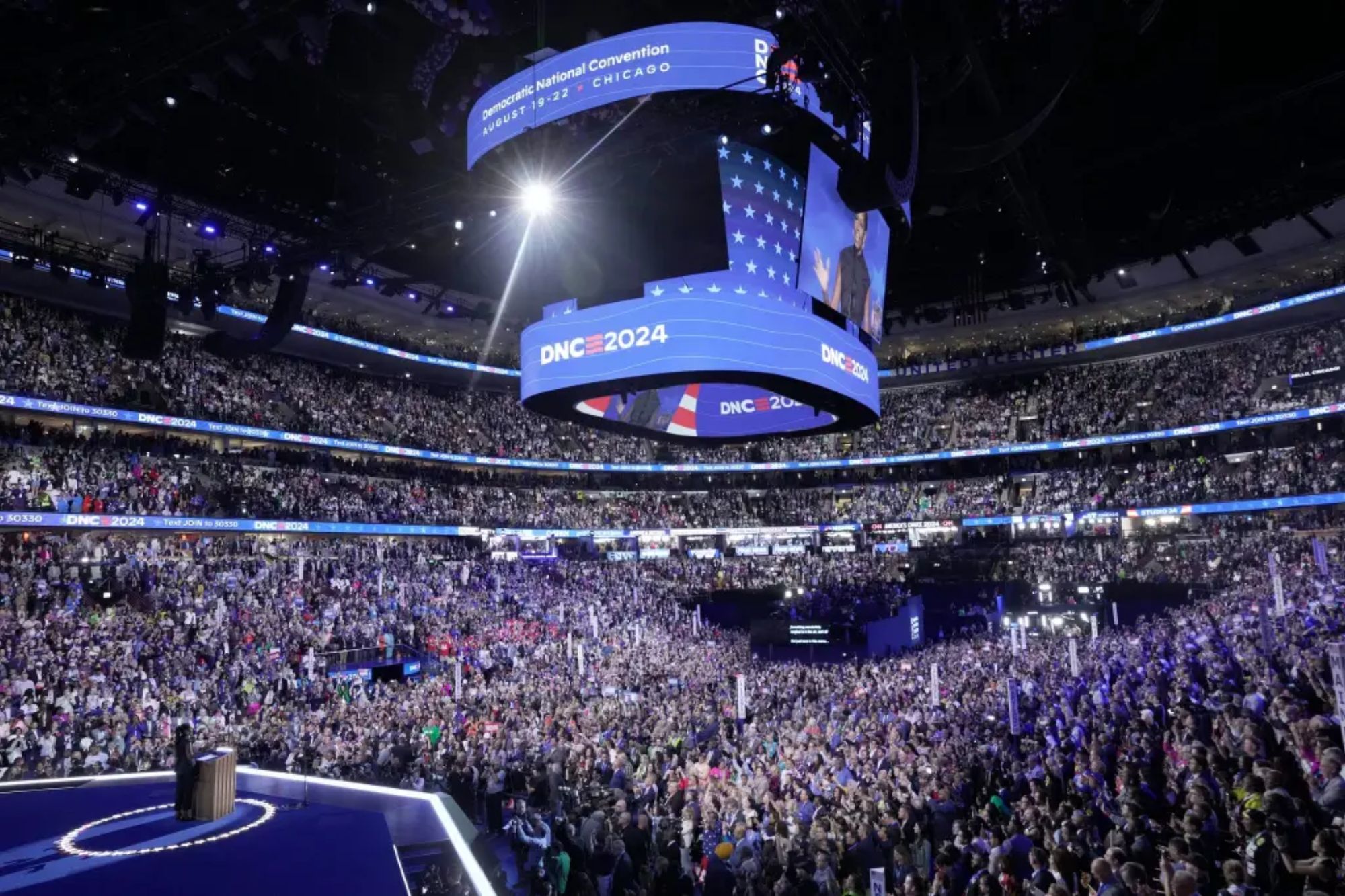 FBI investigates how maggots got into DNC breakfast