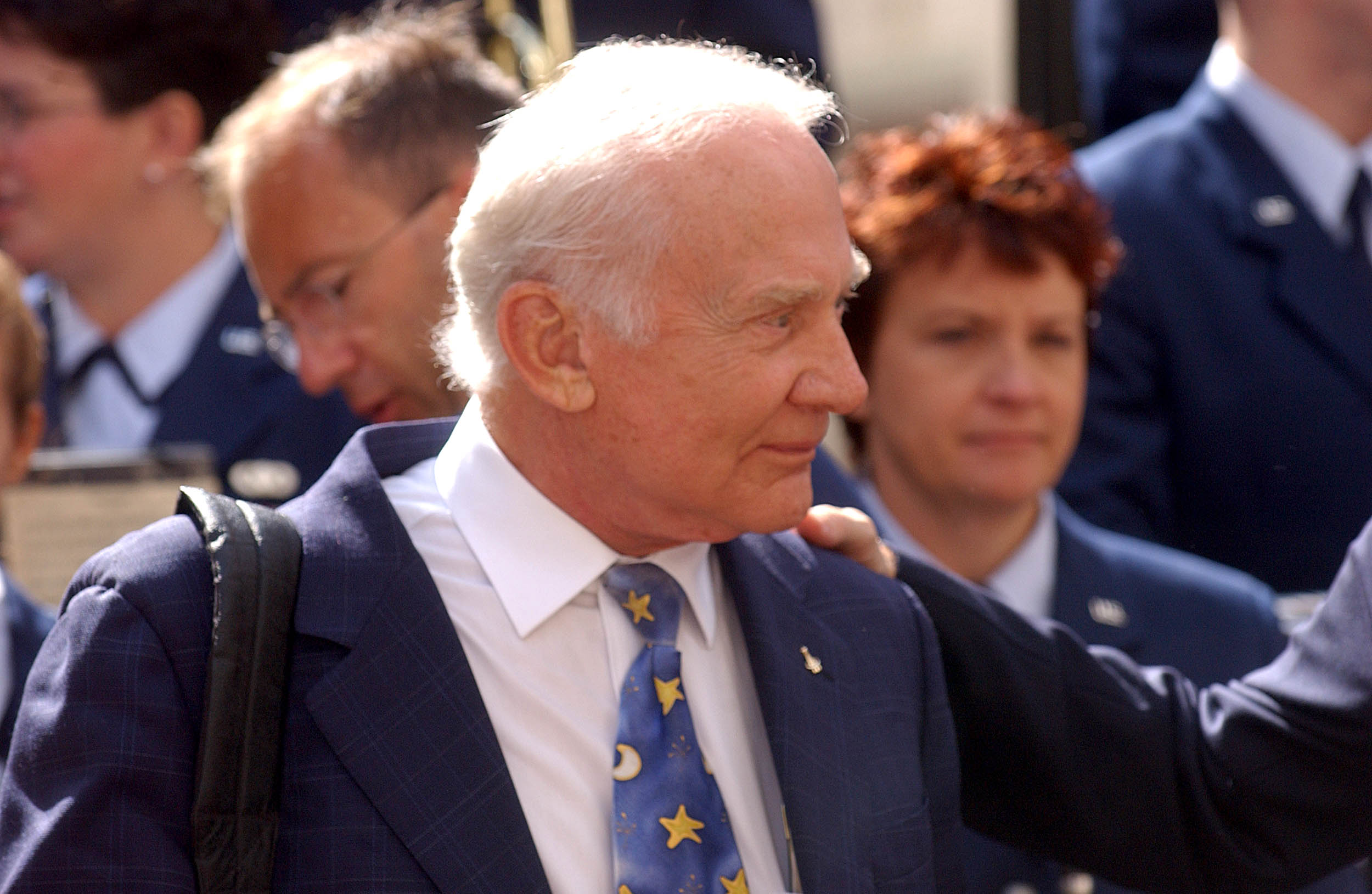 Apollo 11 astronaut Buzz Aldrin ‘wholeheartedly’ makes presidential endorsement