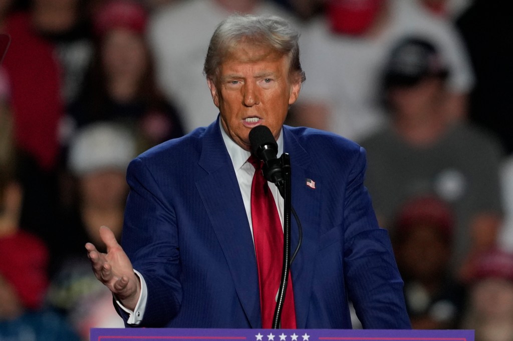 Trump lawyers invoke Biden’s ‘lock him up’ remark in motion to dismiss 2020 election interference case 