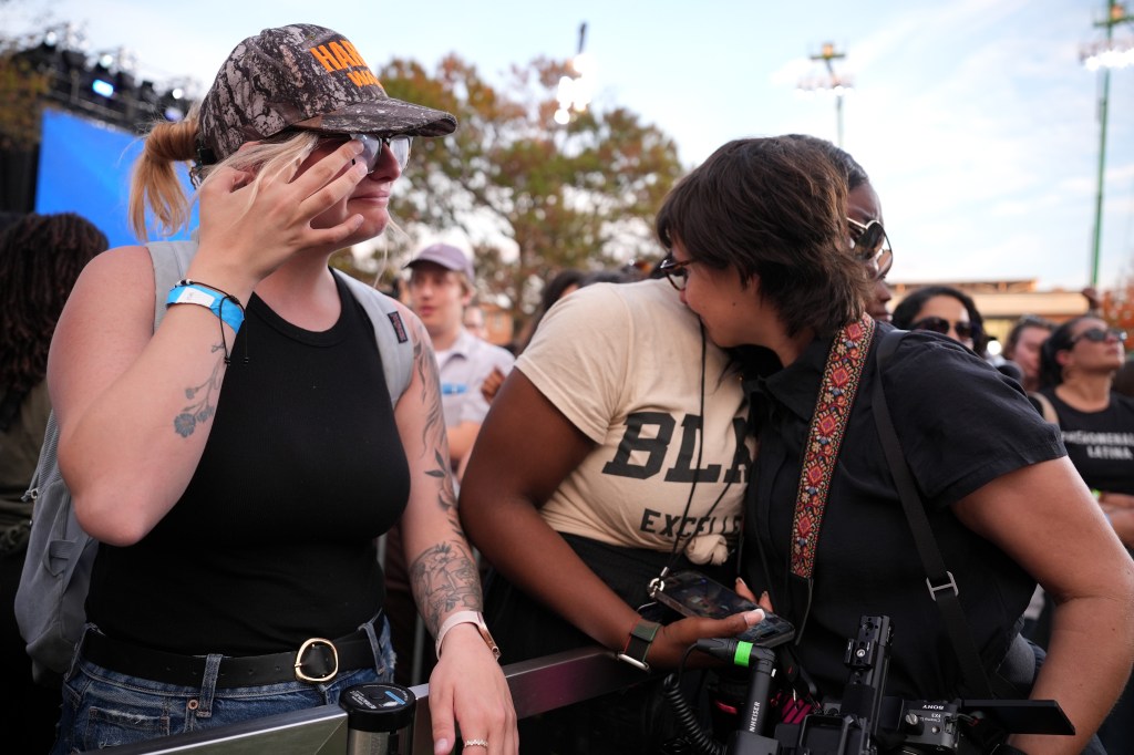 Libs gone mad: Election snowflakes rush to NYC shrinks’ offices after Trump win