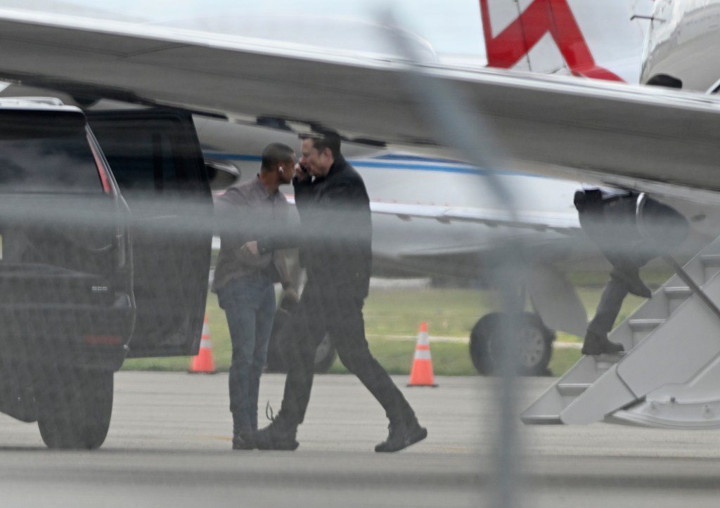 Elon Musk snapped in SpaceX shoes as he heads to Mar-a-Lago 
