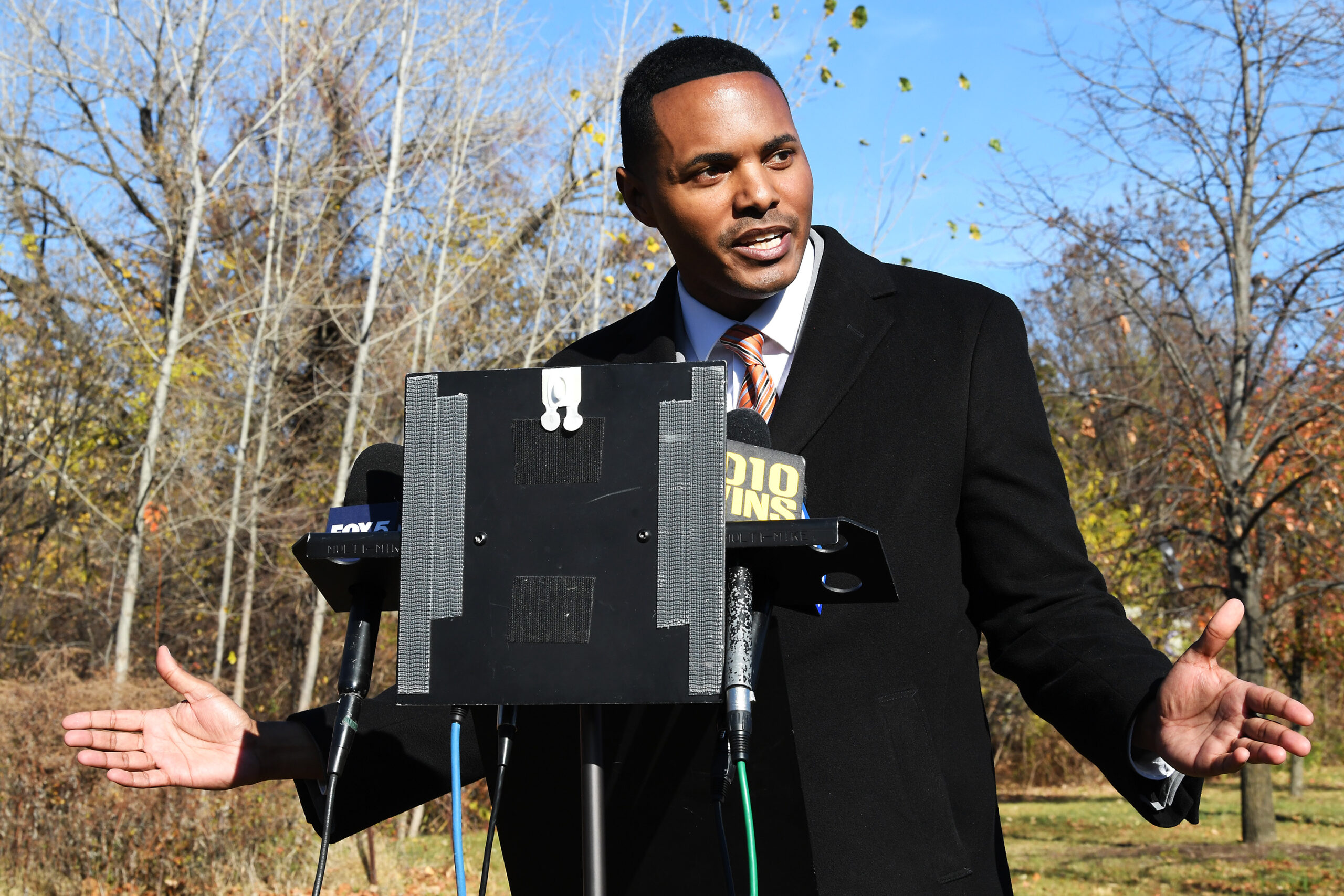Rep. Ritchie Torres claims ‘no greater hypocrite’ in NY than Gov. Kathy Hochul as Dem weighs primary challenge