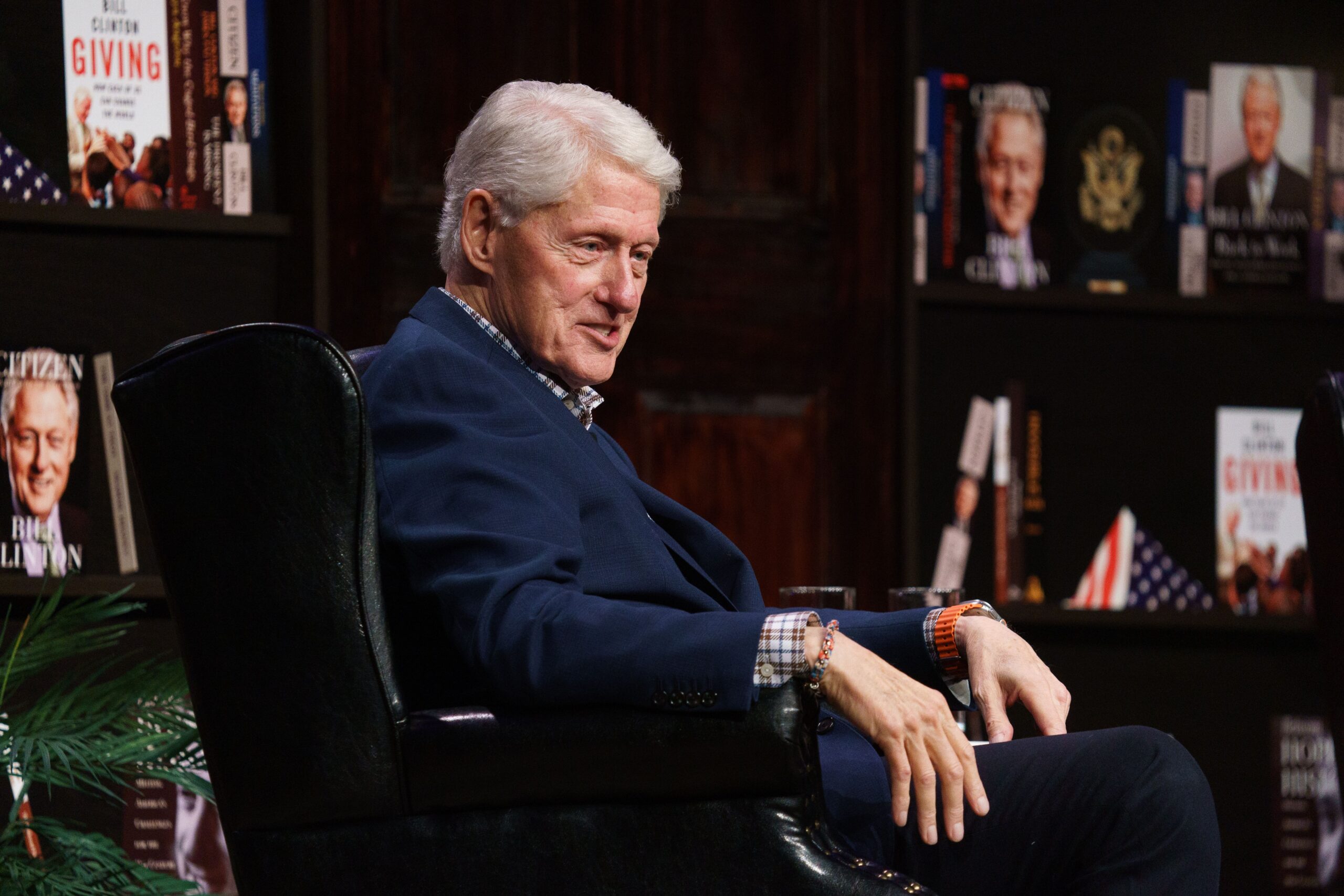 Bill Clinton reveals he ‘couldn’t sleep for two years,’ prone to ‘outbursts of rage’ after Hillary lost to Trump: memoir