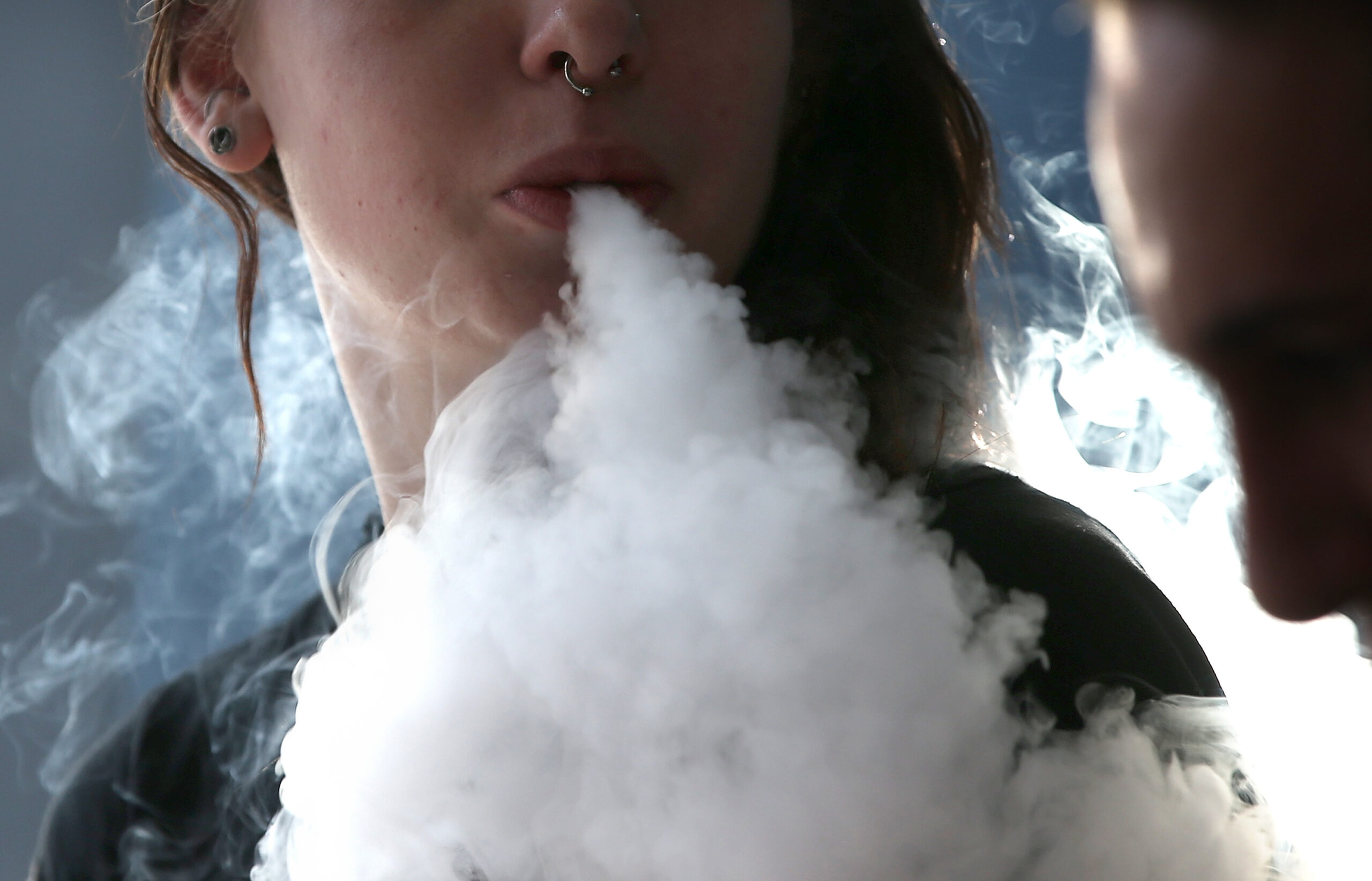 Supreme Court appears sympathetic to FDA as agency seeks to block some flavored vapes appealing to minors