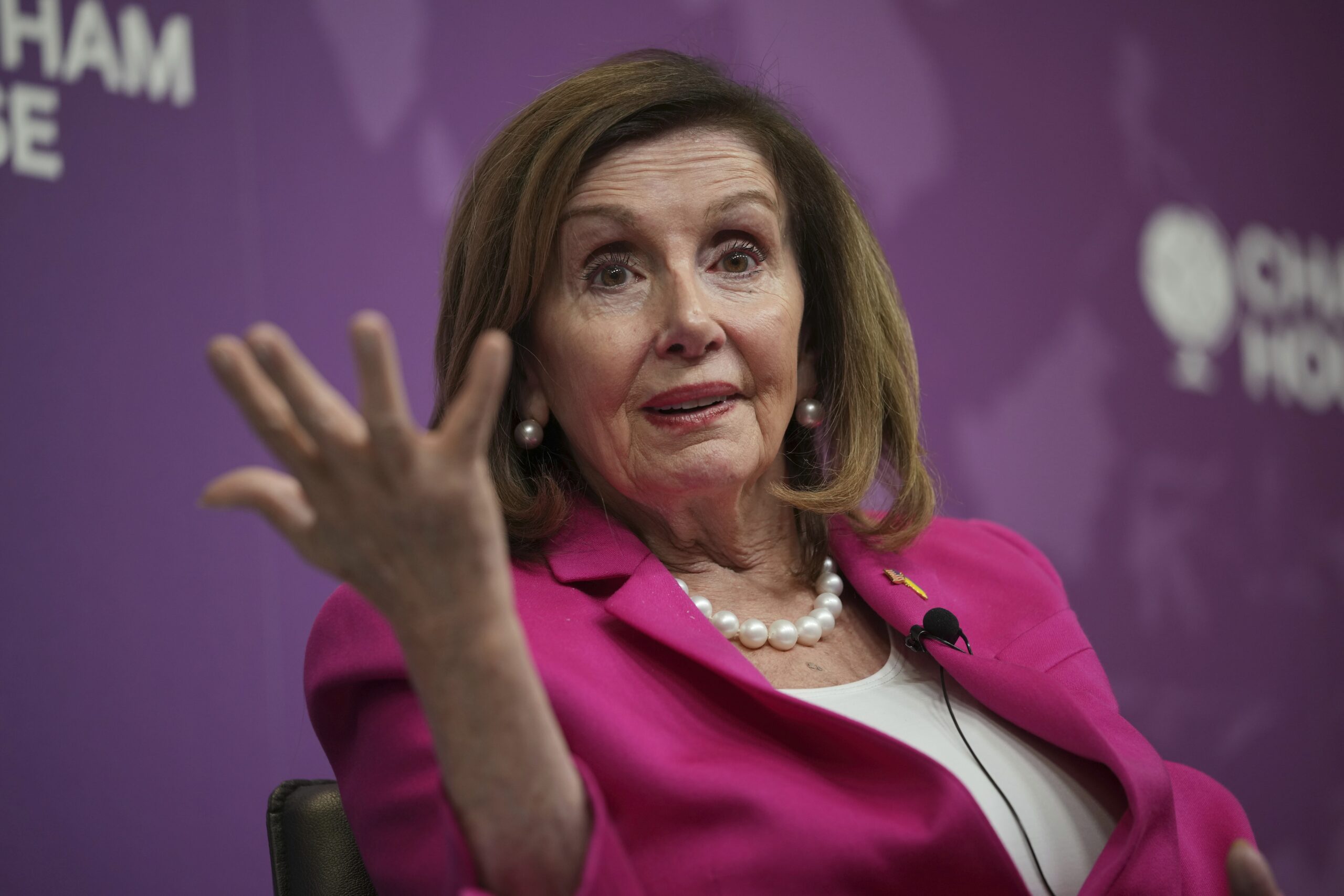 Nancy Pelosi trying to ‘tank’ Alexandria Ocasio-Cortez’s House Oversight Committee bid: report 