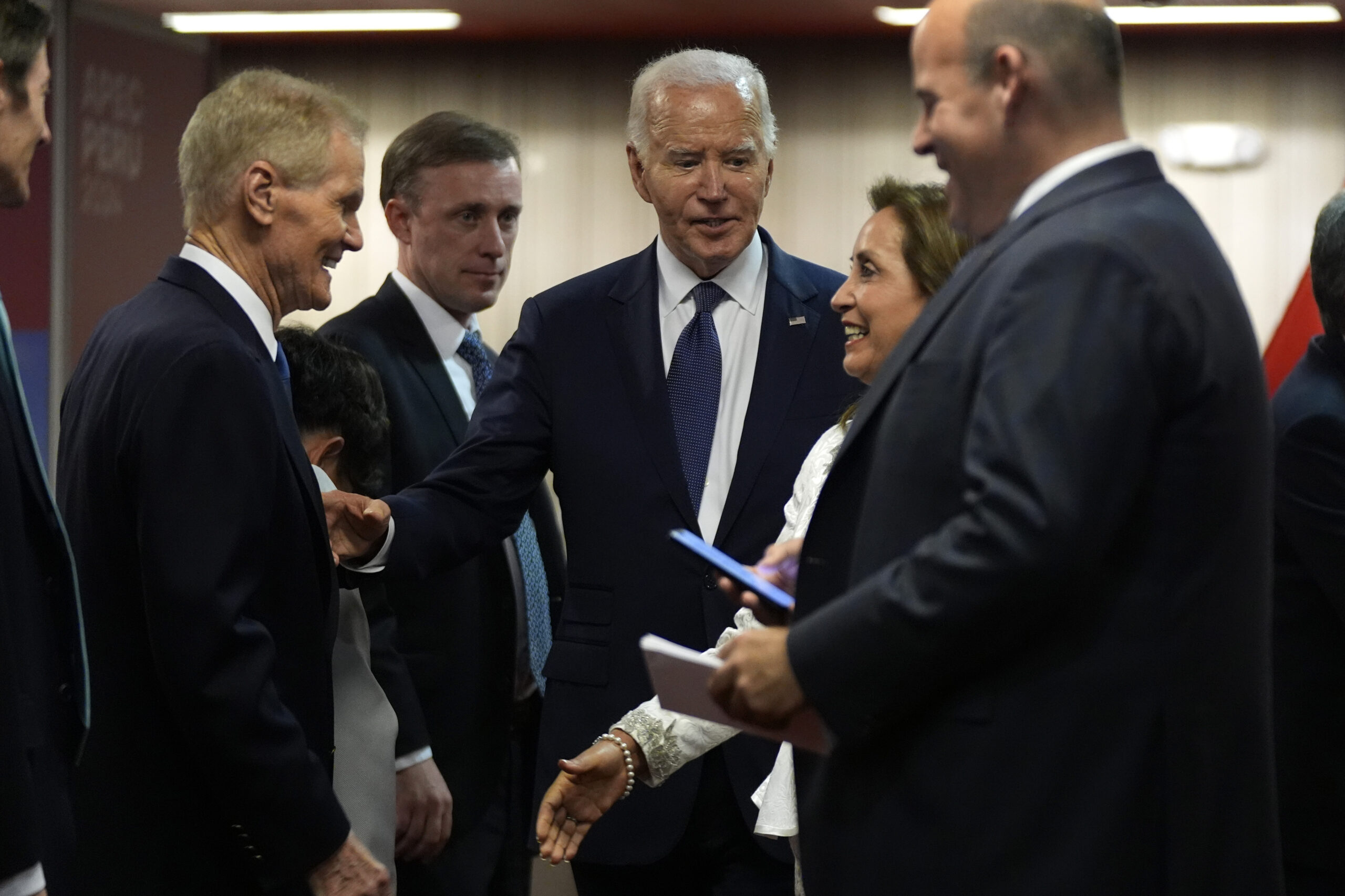 Sullivan denies report that Biden admin is thinking about giving Ukraine its nukes back
