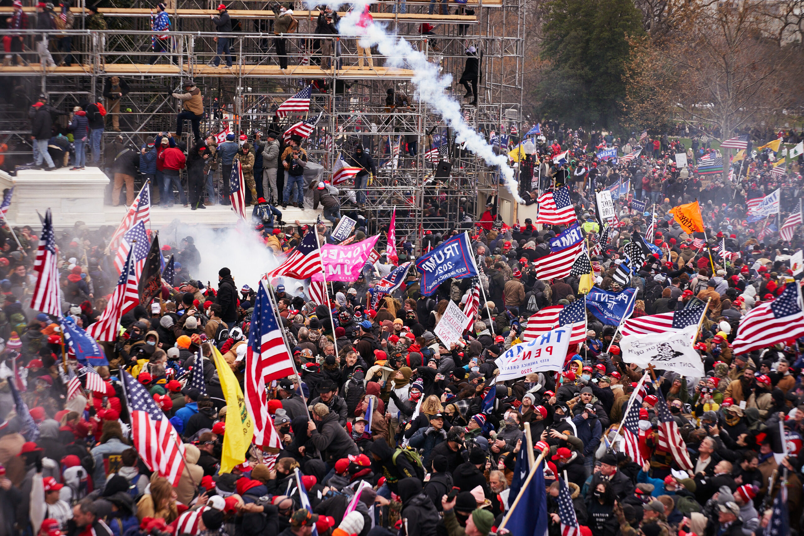 DOJ watchdog says FBI had 26 confidential sources in DC for Jan. 6 riot — but no evidence of undercover agents