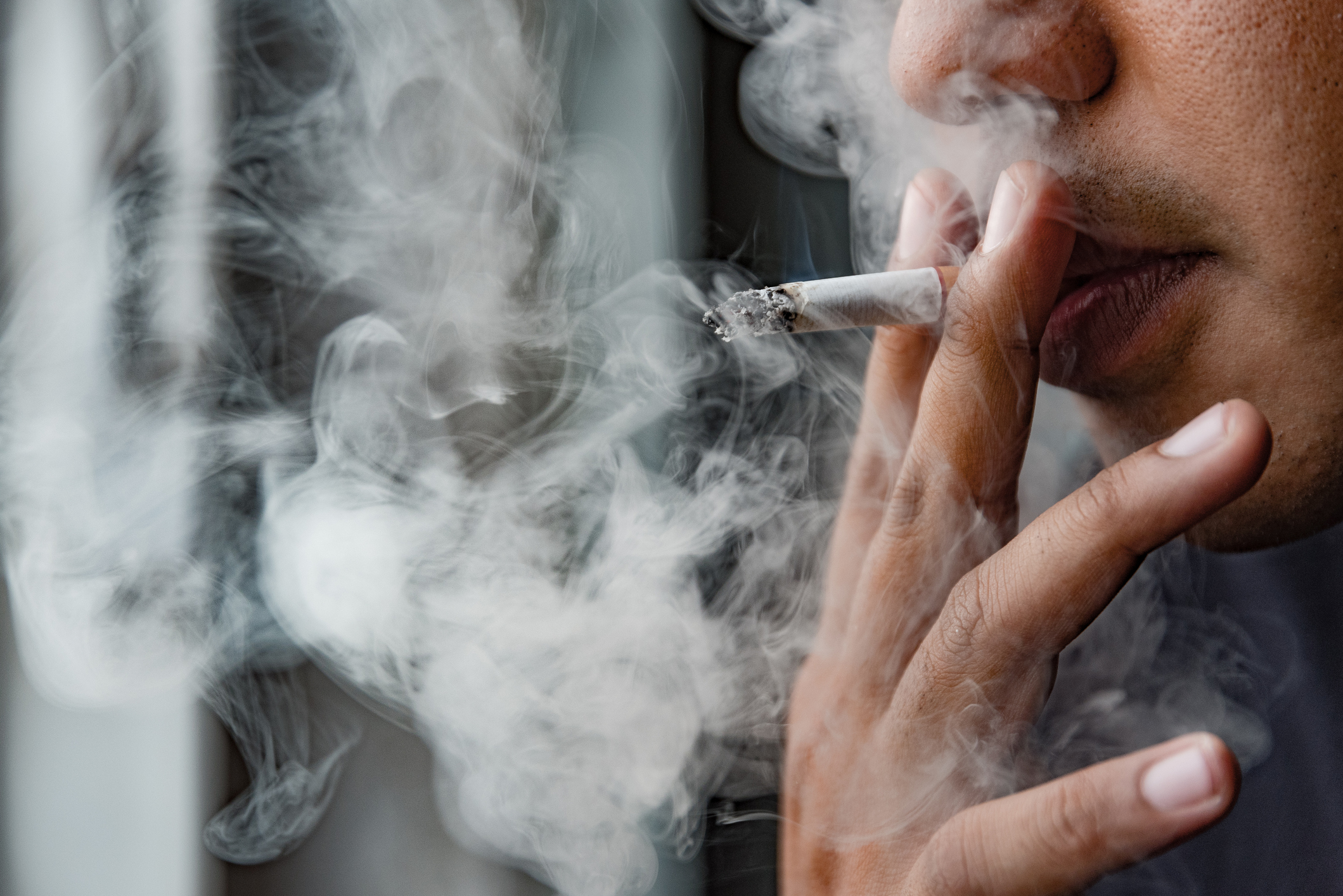 Biden FDA moves forward with rule to lower nicotine in cigarettes, a ‘gift’ to cartels, critic says