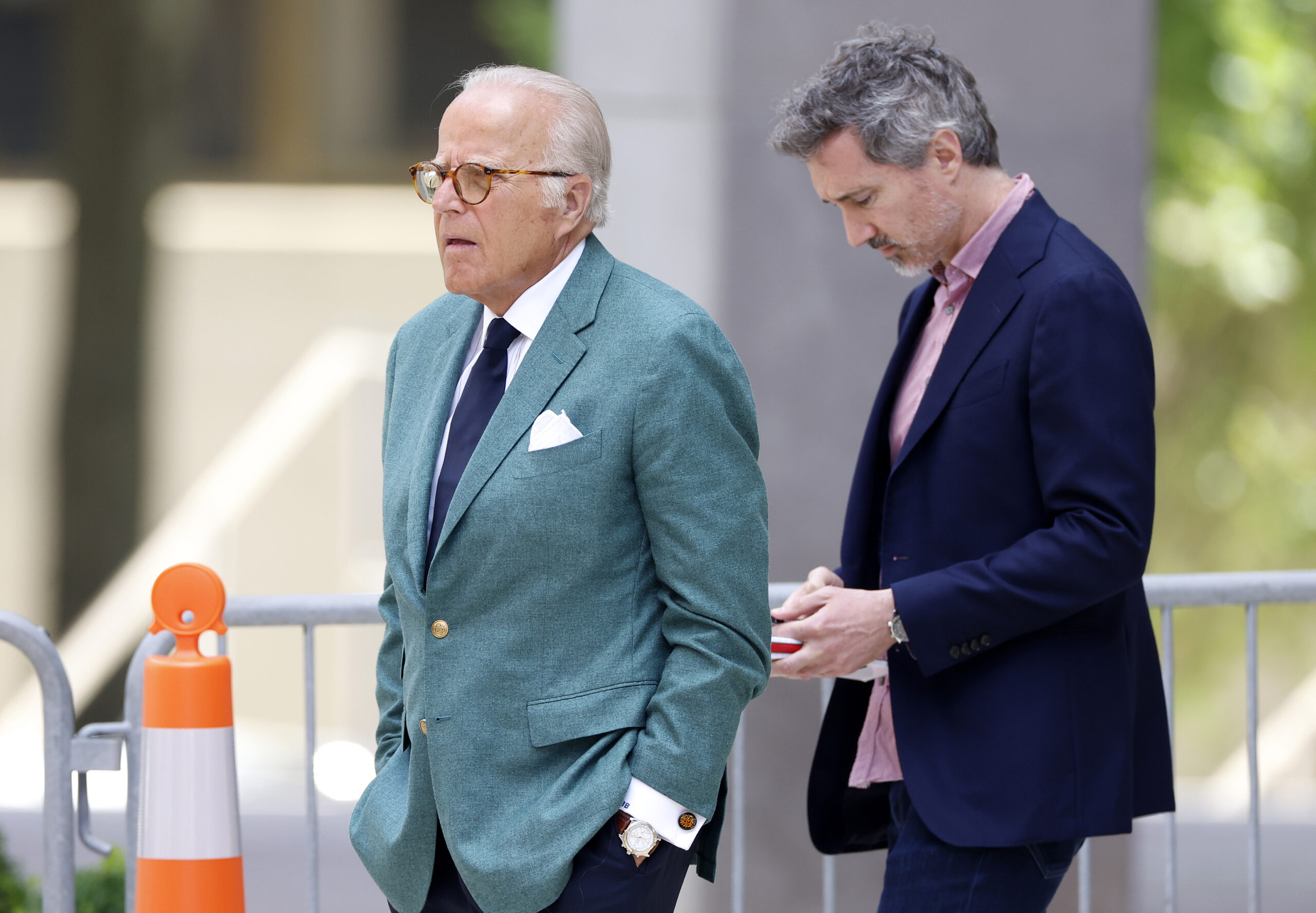 Biden announces blanket pardon for his brother James, burying family influence-peddling probe for good
