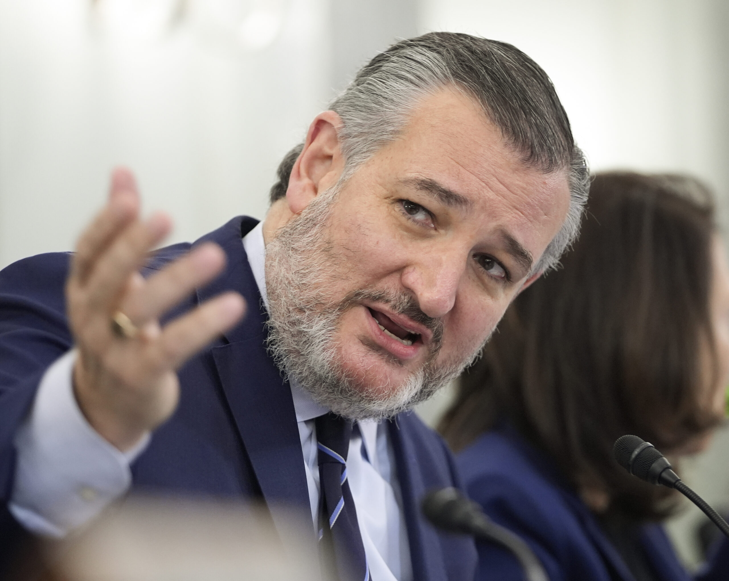 Senate Republicans explore Panama Canal takeover, Cruz rips Central American nation as ‘bad actor’