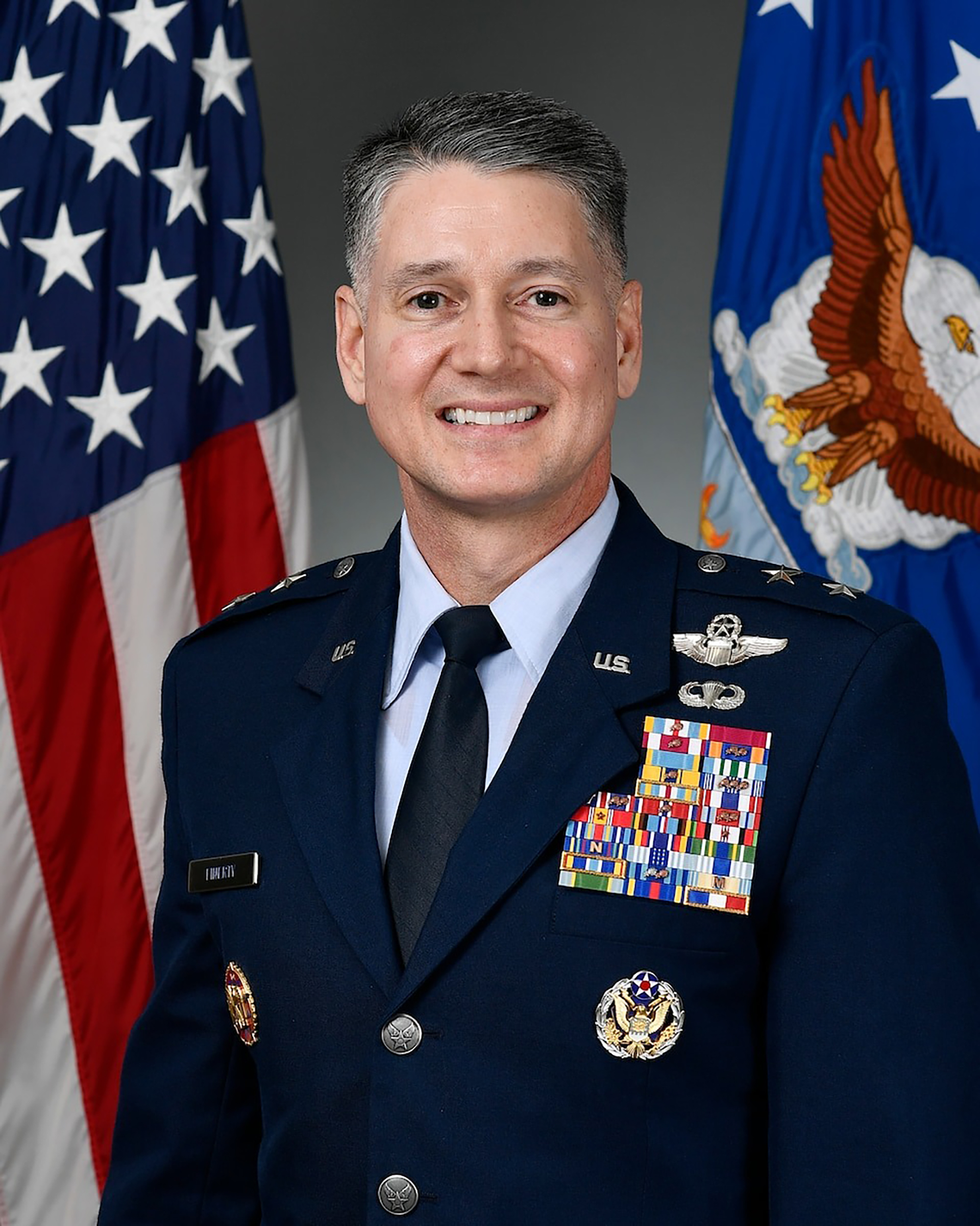 Lothario Air Force general had multiple sexual relationships with Capitol Hill staffers, service member and married DoD employee: IG report