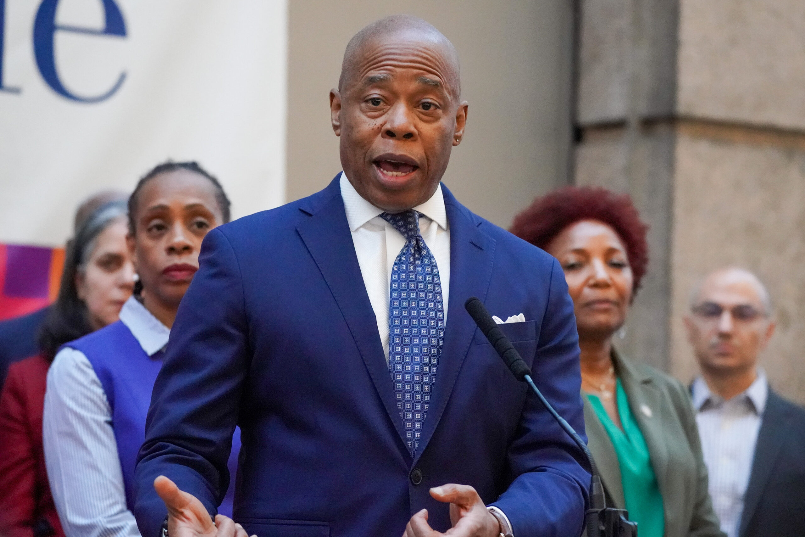 NYC Mayor Eric Adams to meet with Trump at Mar-a-Lago days before president-elect’s inauguration