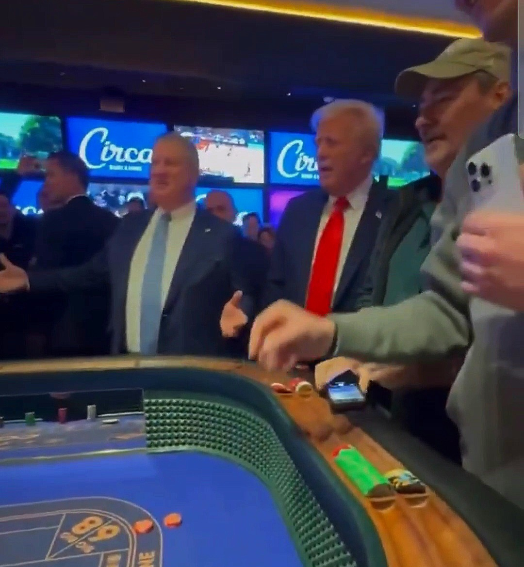 Trump receives raucous chants of ‘USA! USA!’ while touring casino floor following Las Vegas speech