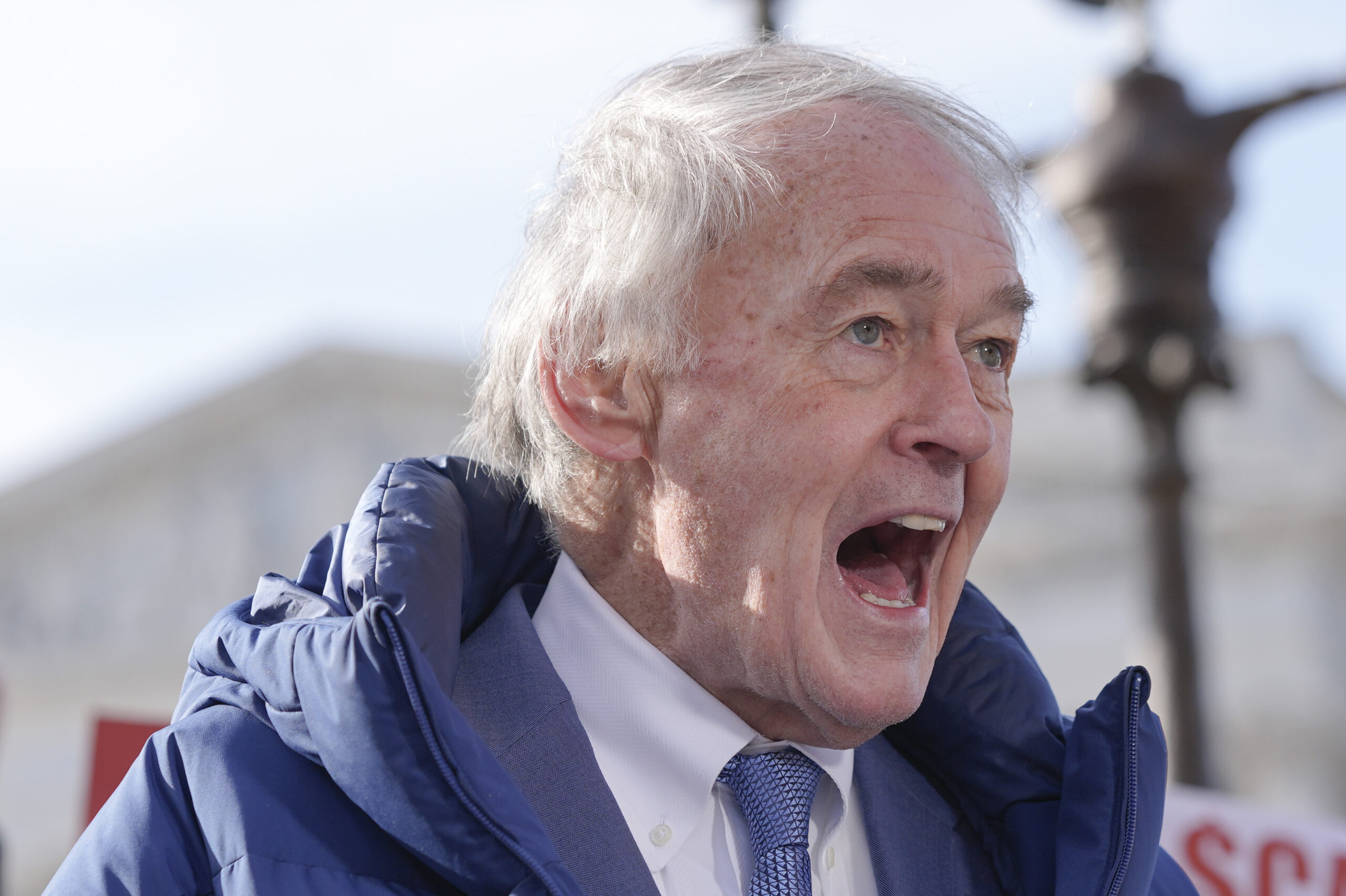 Dem senator warns ‘LA fires are preview of coming atrocities,’ claims Trump bought off by ‘Big Oil’