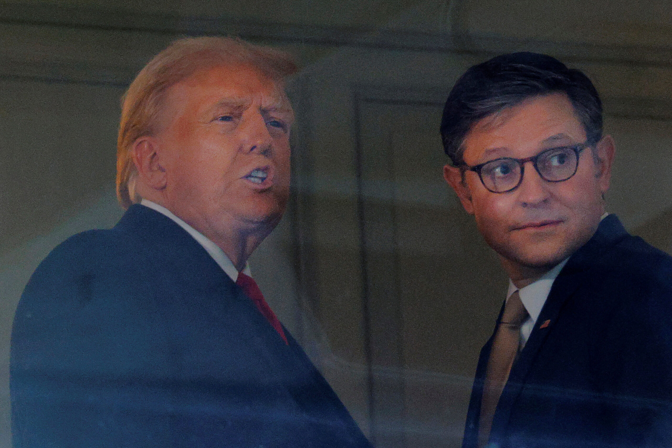 Mike Johnson huddles with Trump at Mar-a-Lago ahead of high-stakes speakership vote