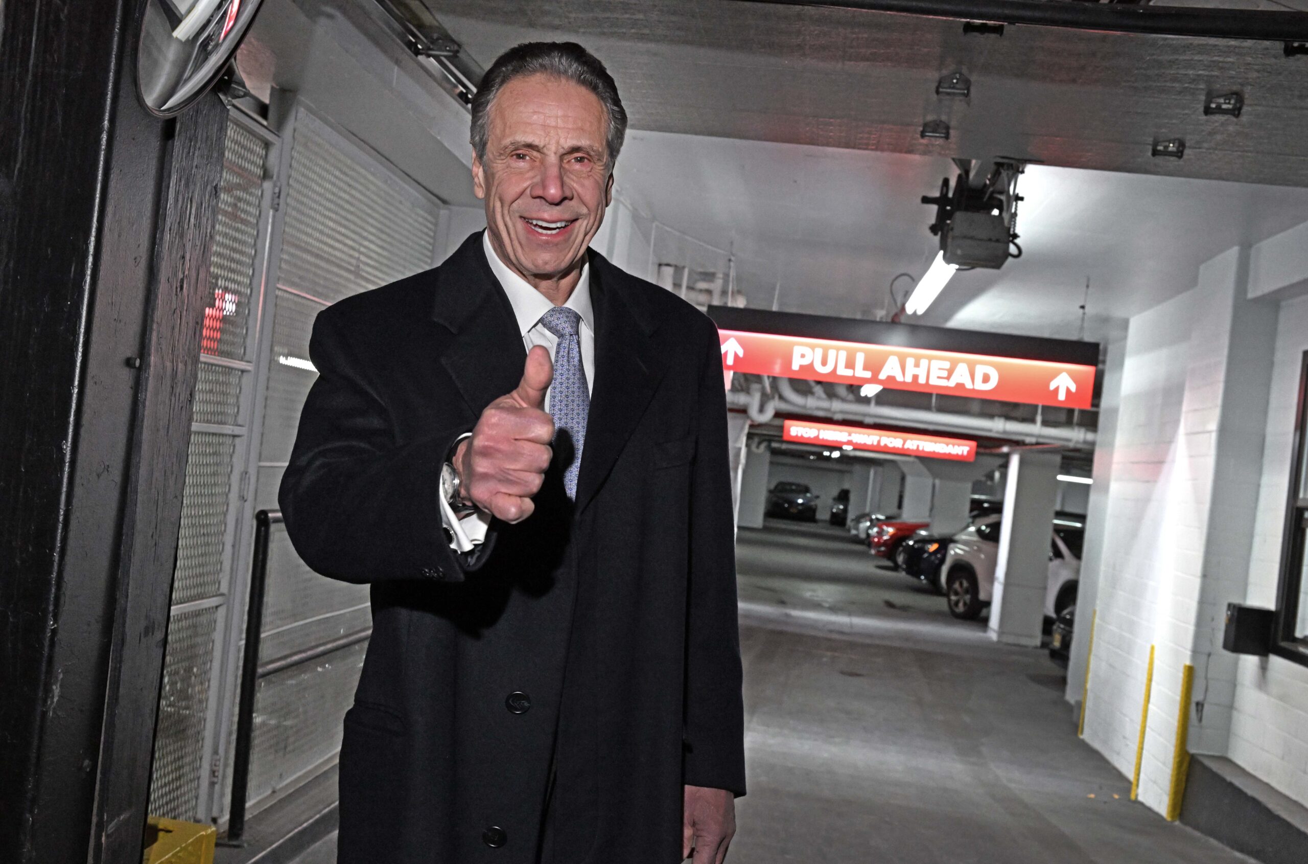 New poll comes with warning for Andrew Cuomo against jumping into NYC mayor race despite dominance