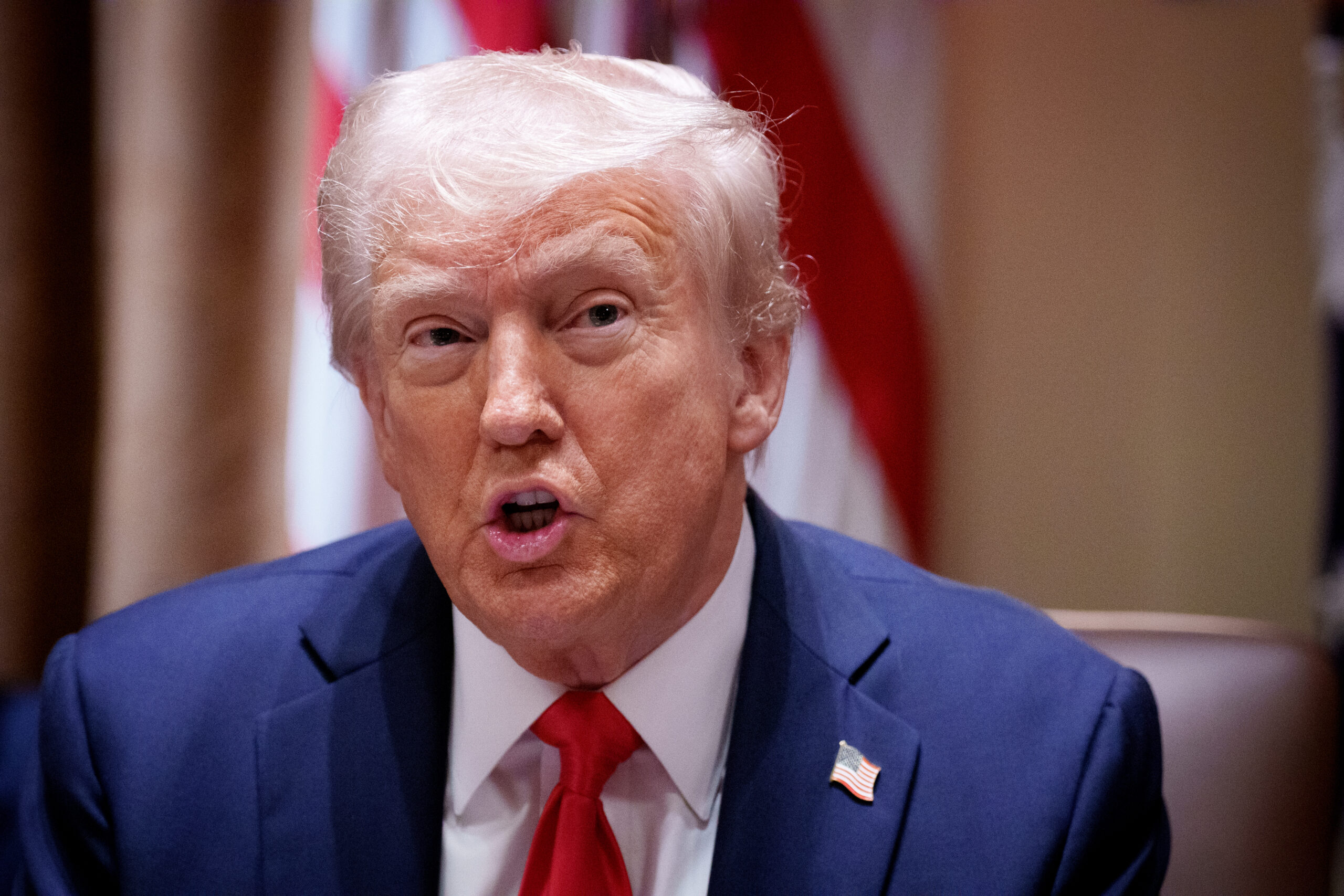 Trump orders 30-day freeze on use of US government credit cards