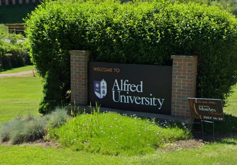 SUNY-linked university accused of  excluding white students from arts program in scathing complaint