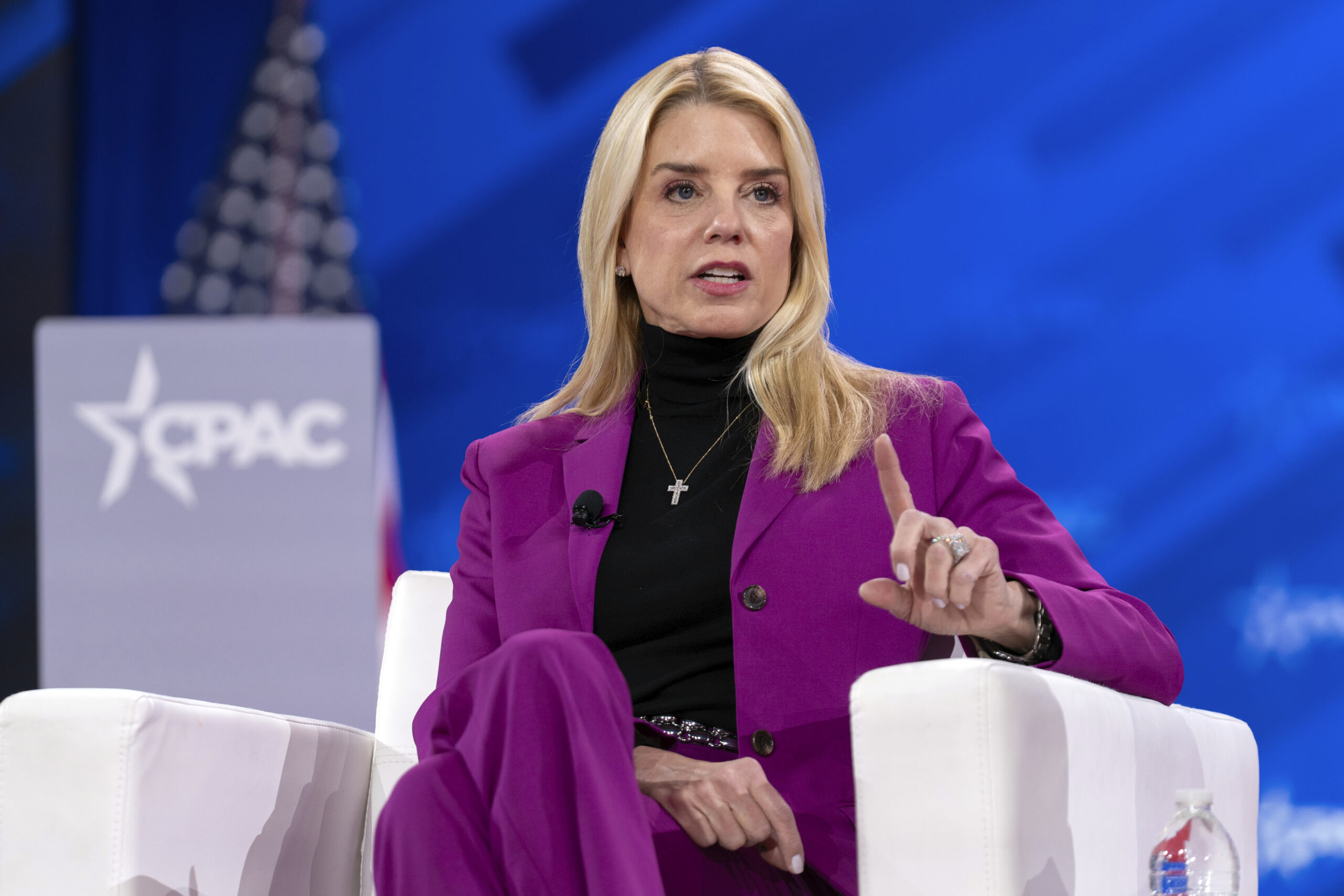 FBI withheld ‘thousands of pages’ of Jeffrey Epstein docs, Pam Bondi says — and she’s demanding they be turned over