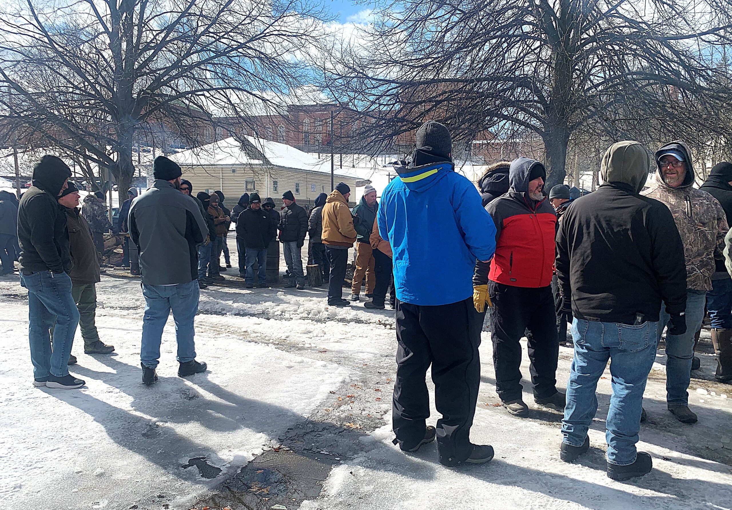 2 NY prisons thrown into chaos as corrections officers launch illegal strike after violent uprising