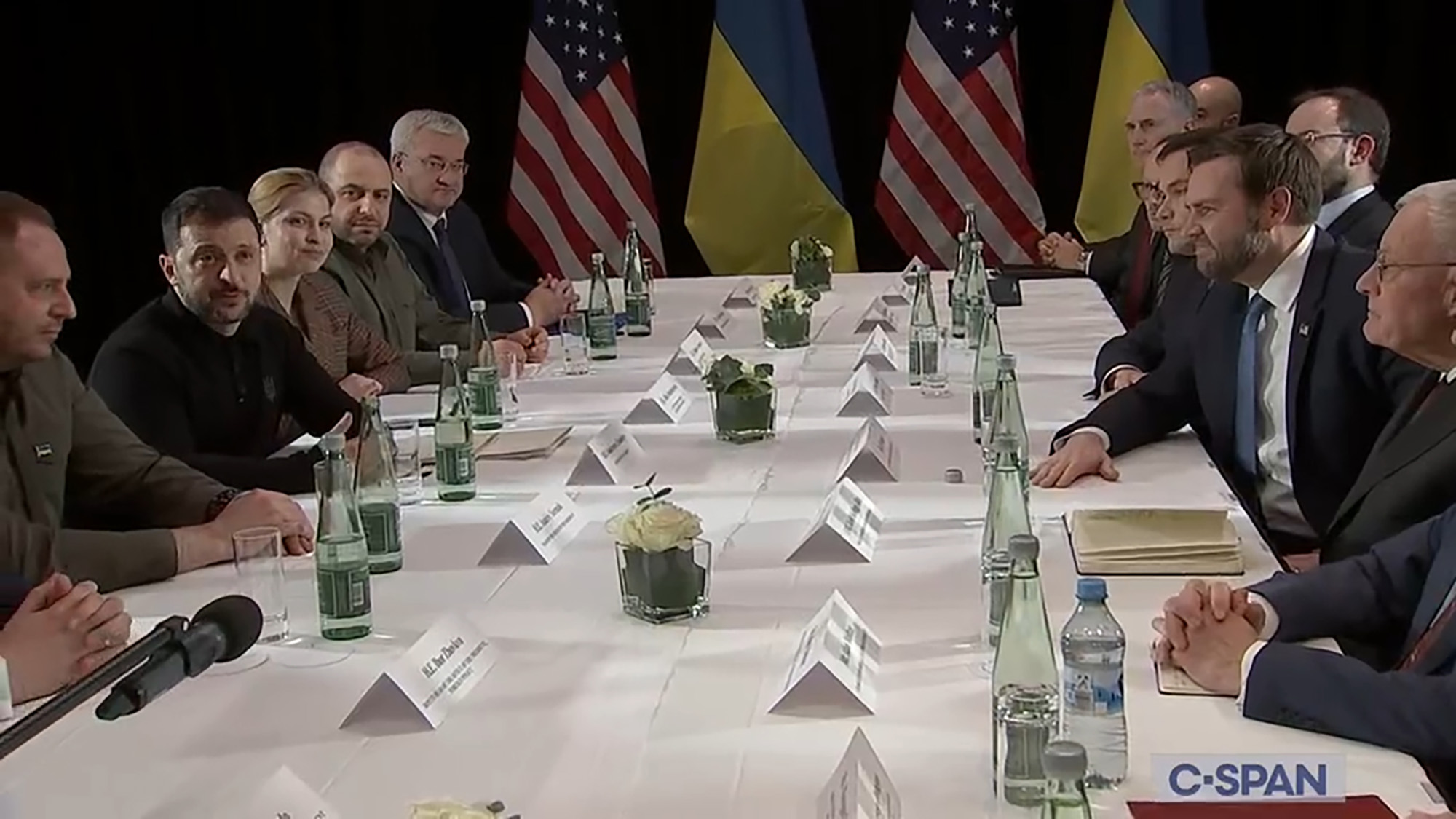 JD Vance chats with Zelensky about achieving ‘durable’ peace between Ukraine, Russia