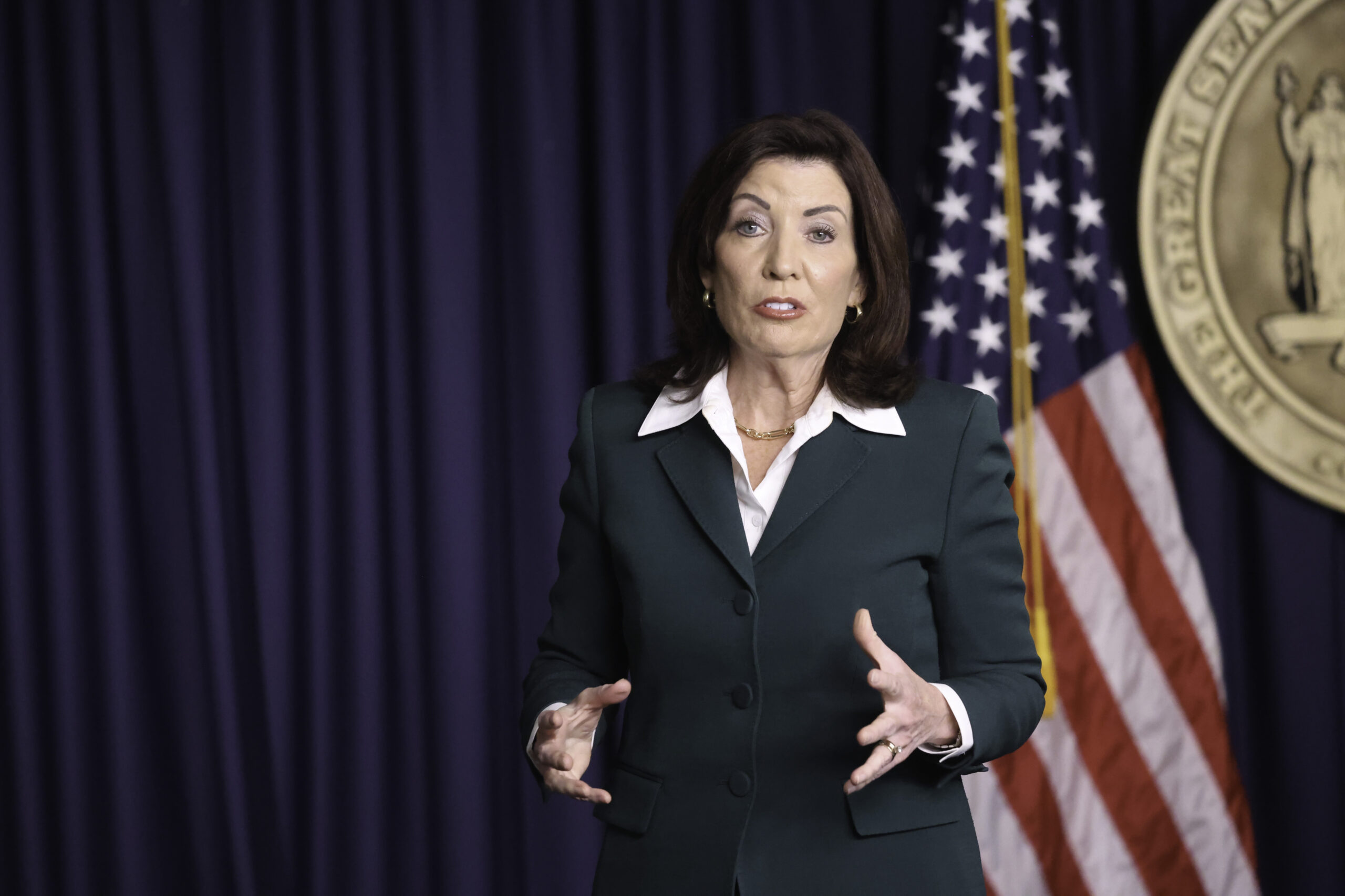 Dems push to pump brakes on Gov. Kathy Hochul’s ‘nearly impossible’ electric truck rule