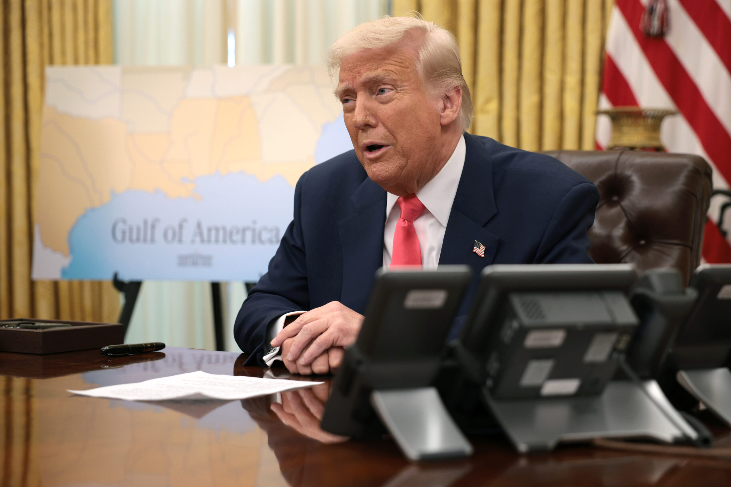 Trump signs one-month pause on tariffs against Canada as prez pushes northern neighbors to crack down on flow of migrants, fentanyl