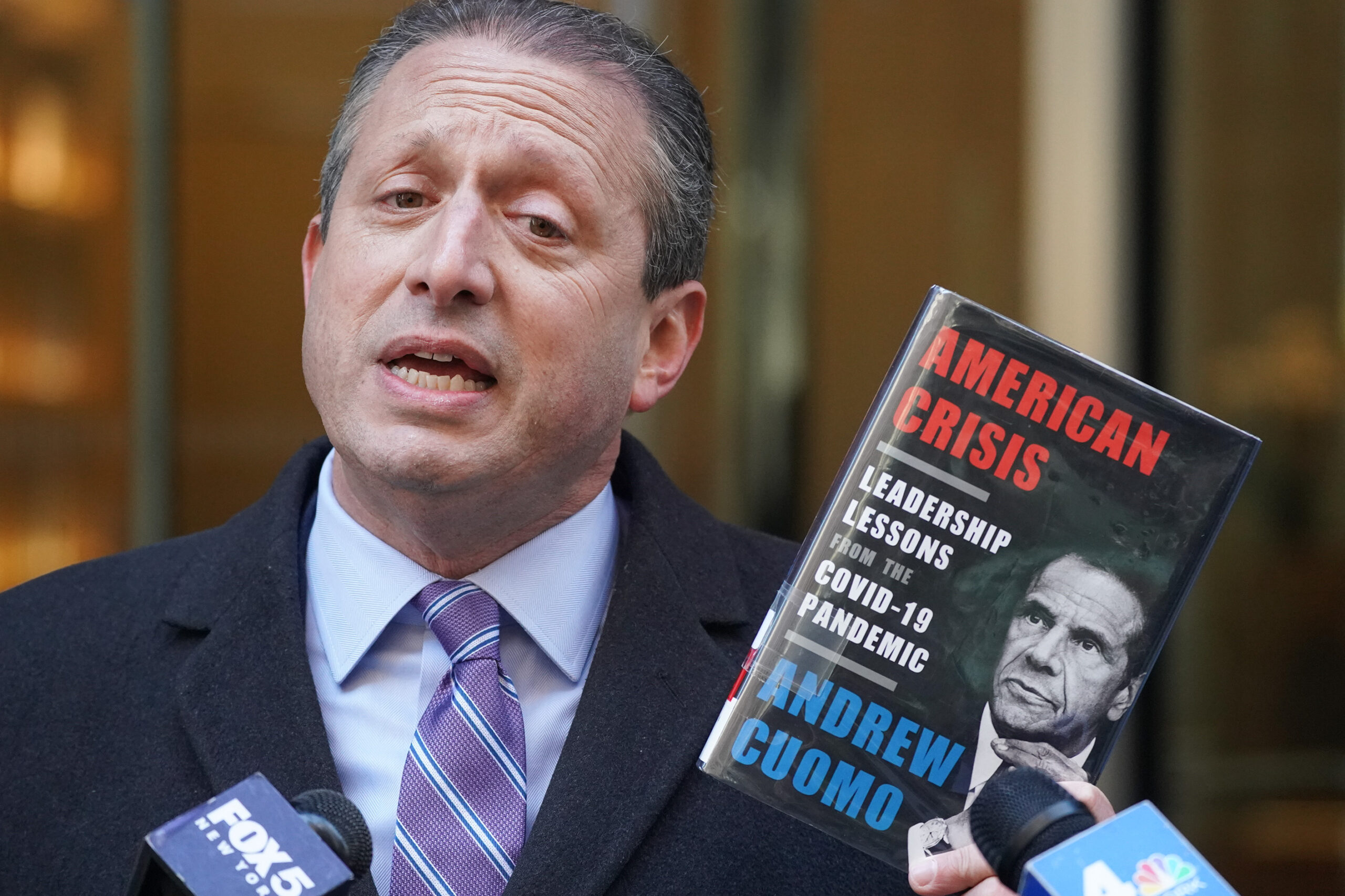 NYC mayoral hopeful Brad Lander among critics demanding ex-Gov. Andrew Cuomo return $5M profits from COVID book
