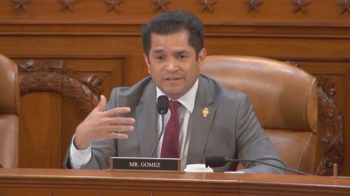 Democrat asks whether Pete Hegseth was drunk during Signal chat in ‘offensive’ line of questioning