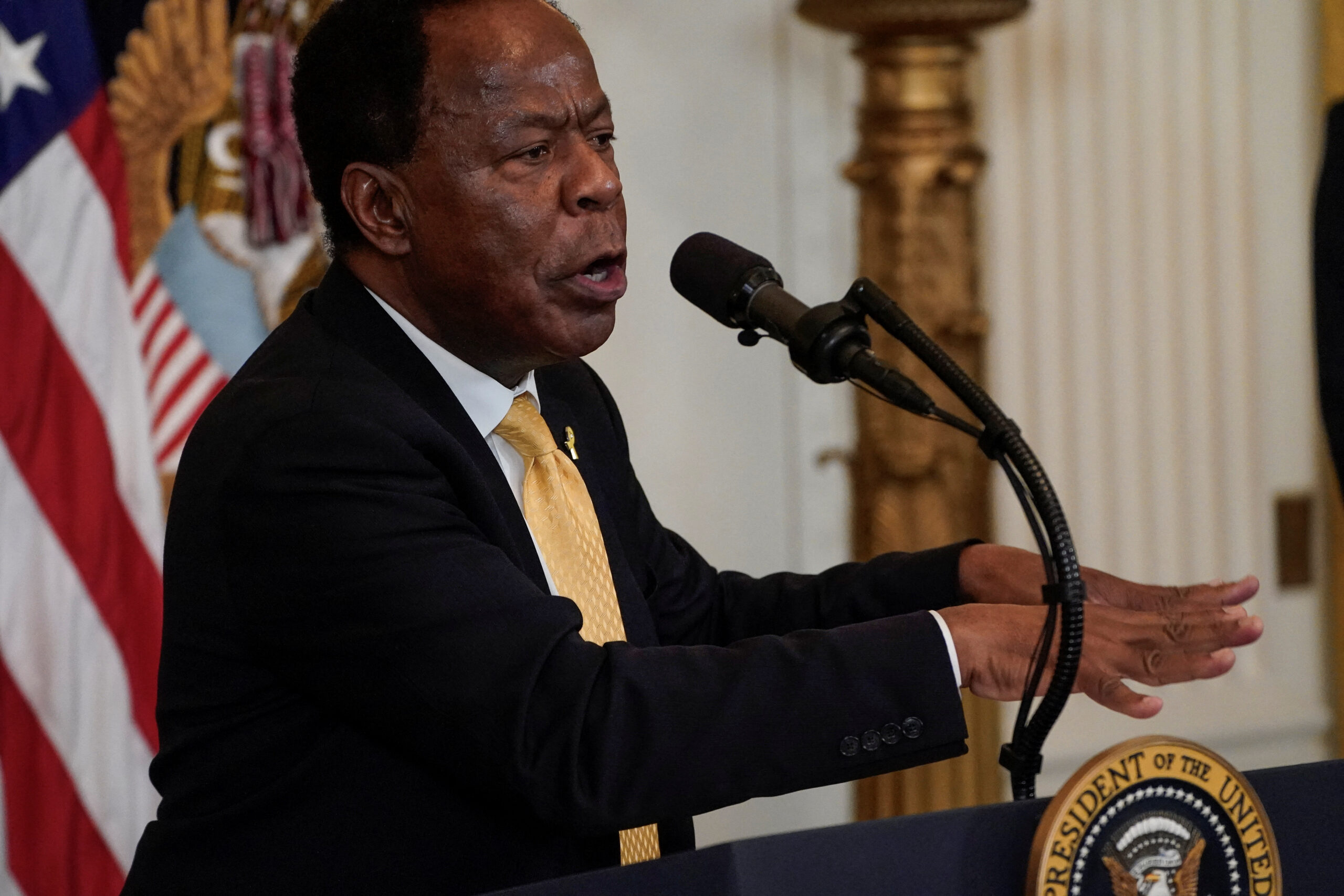 Columbia University ‘not even close’ to meeting Trump’s demands to restore $400M in funding, antisemitism task force chief says