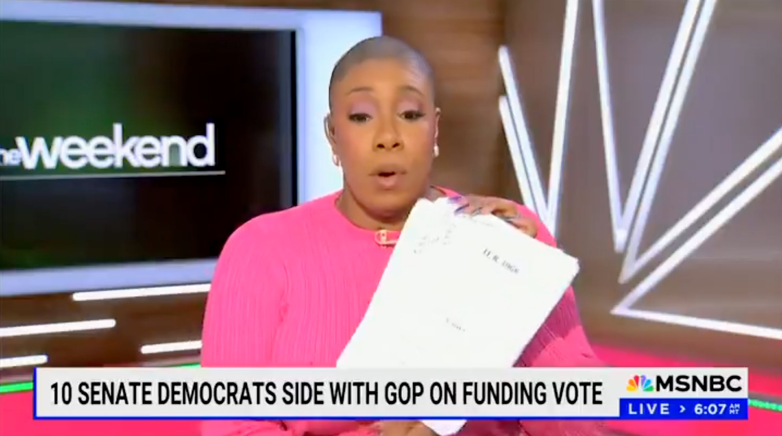 MSNBC host Symone Sanders Townsend announces live on air she’s quitting Dem party over Schumer siding with GOP on spending bill