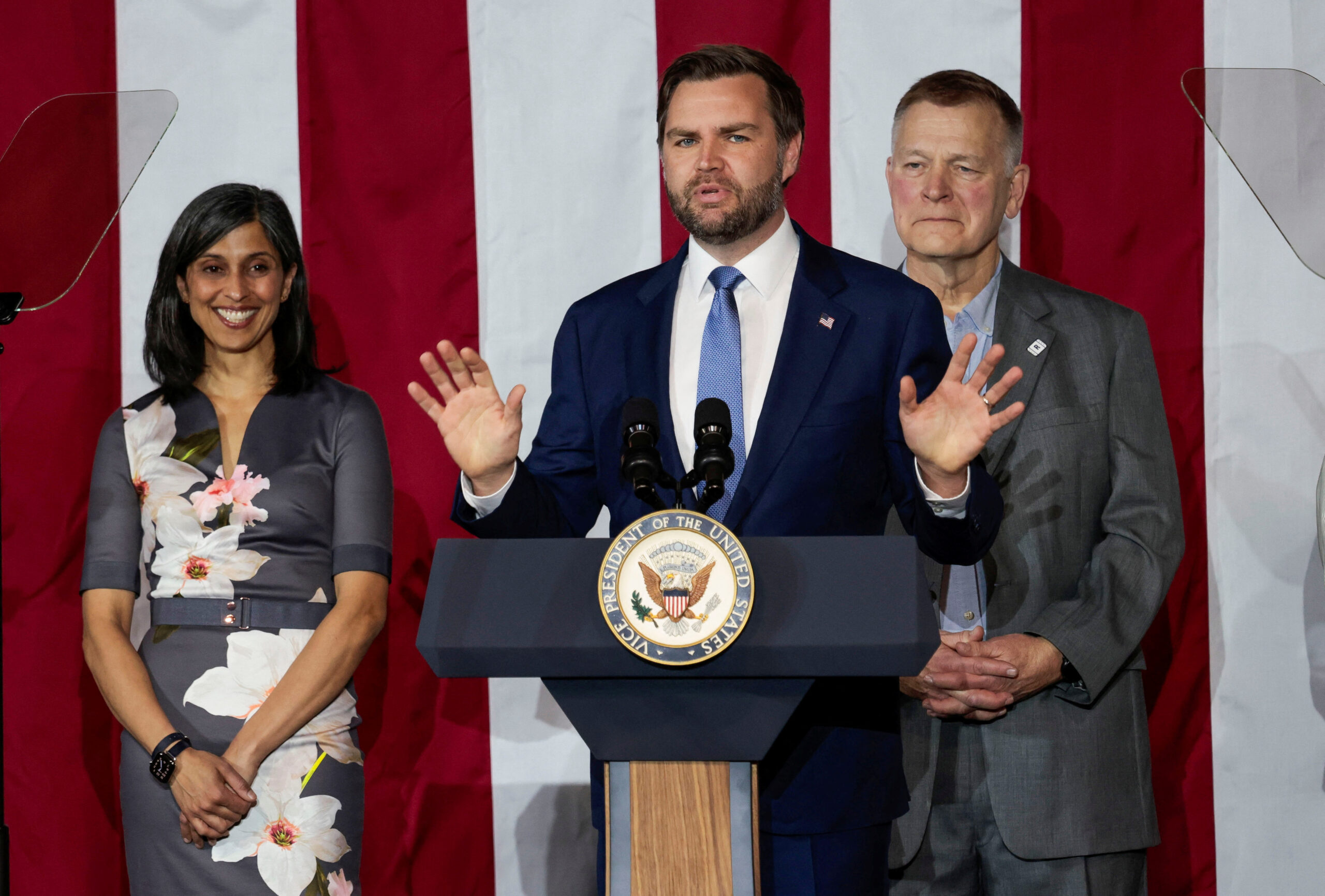 Vance touts Trump tariffs while touring plastics maker in Michigan, slams firms who sold out US to ‘literal slave’ labor in China