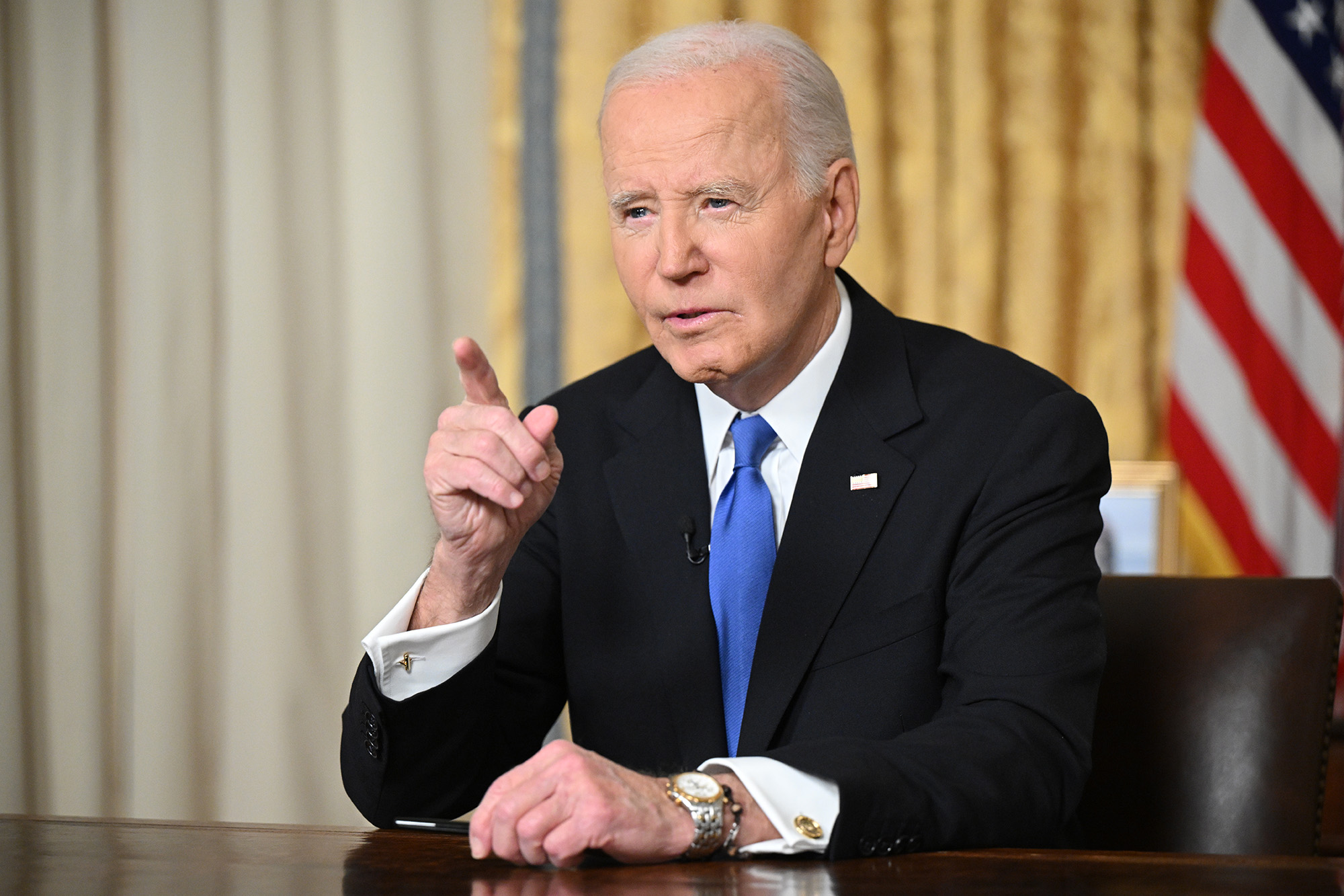 Biden White House gave Trump, Pence cellphones to FBI as part of agency’s ‘gotcha scheme’ probing 2020 election