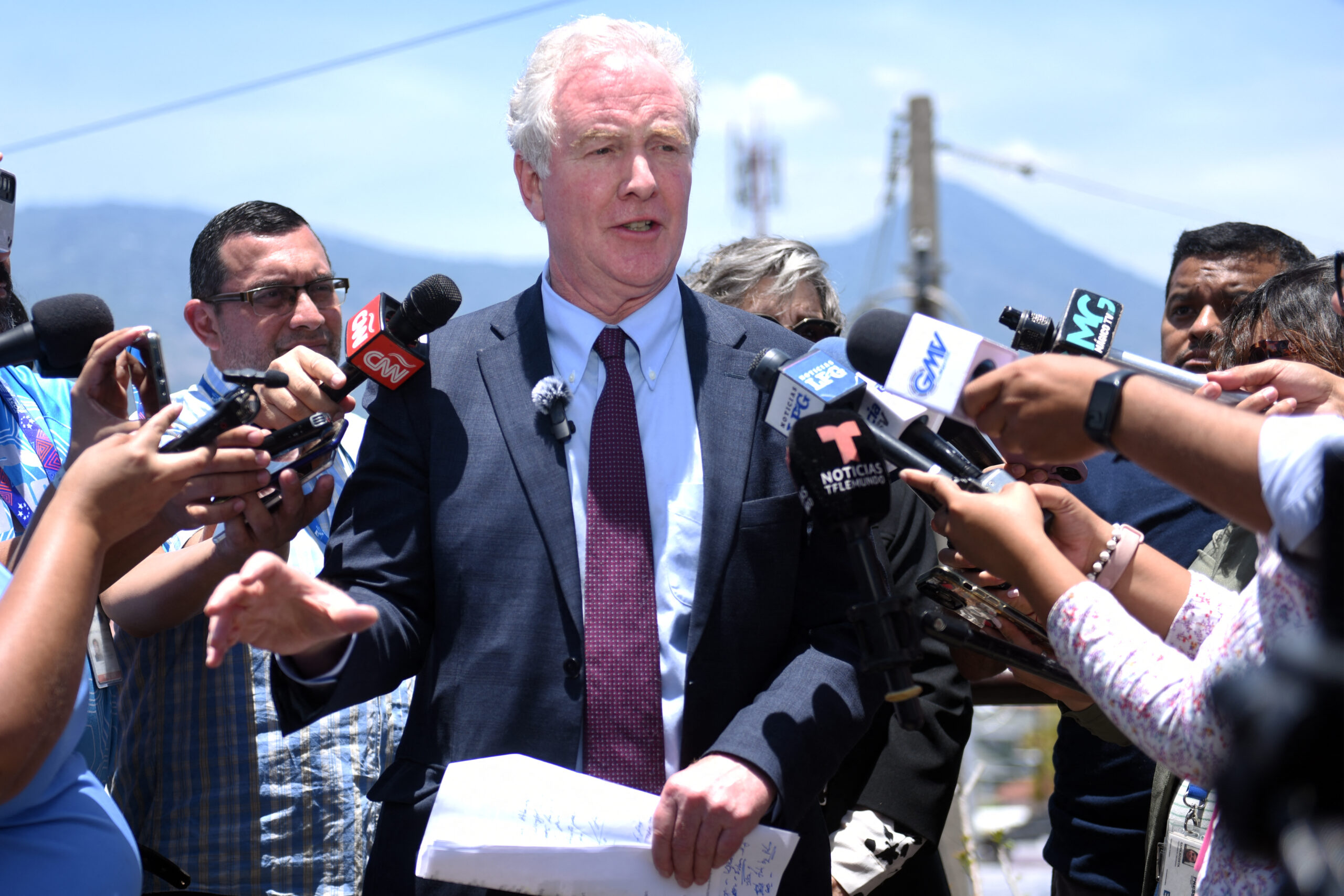 Maryland Sen. Chris Van Hollen turned away from El Salvador prison in push for alleged MS-13 member Kilmar Abrego Garcia’s return