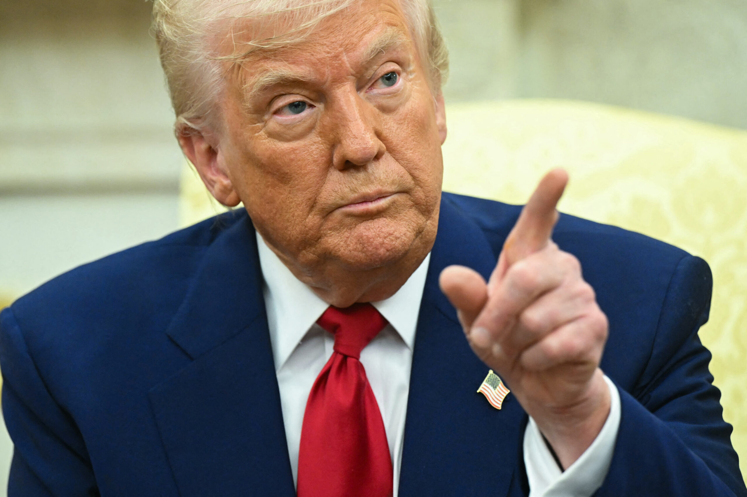 Trump touts ‘great call’ with South Korea president as midnight reciprocal tariff deadline looms