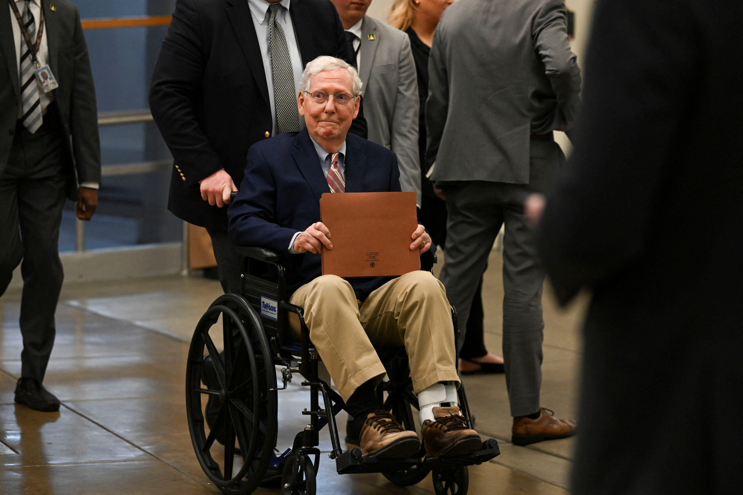 Mitch McConnell claims Trump put ‘amateur isolationists’ in charge of Pentagon policy