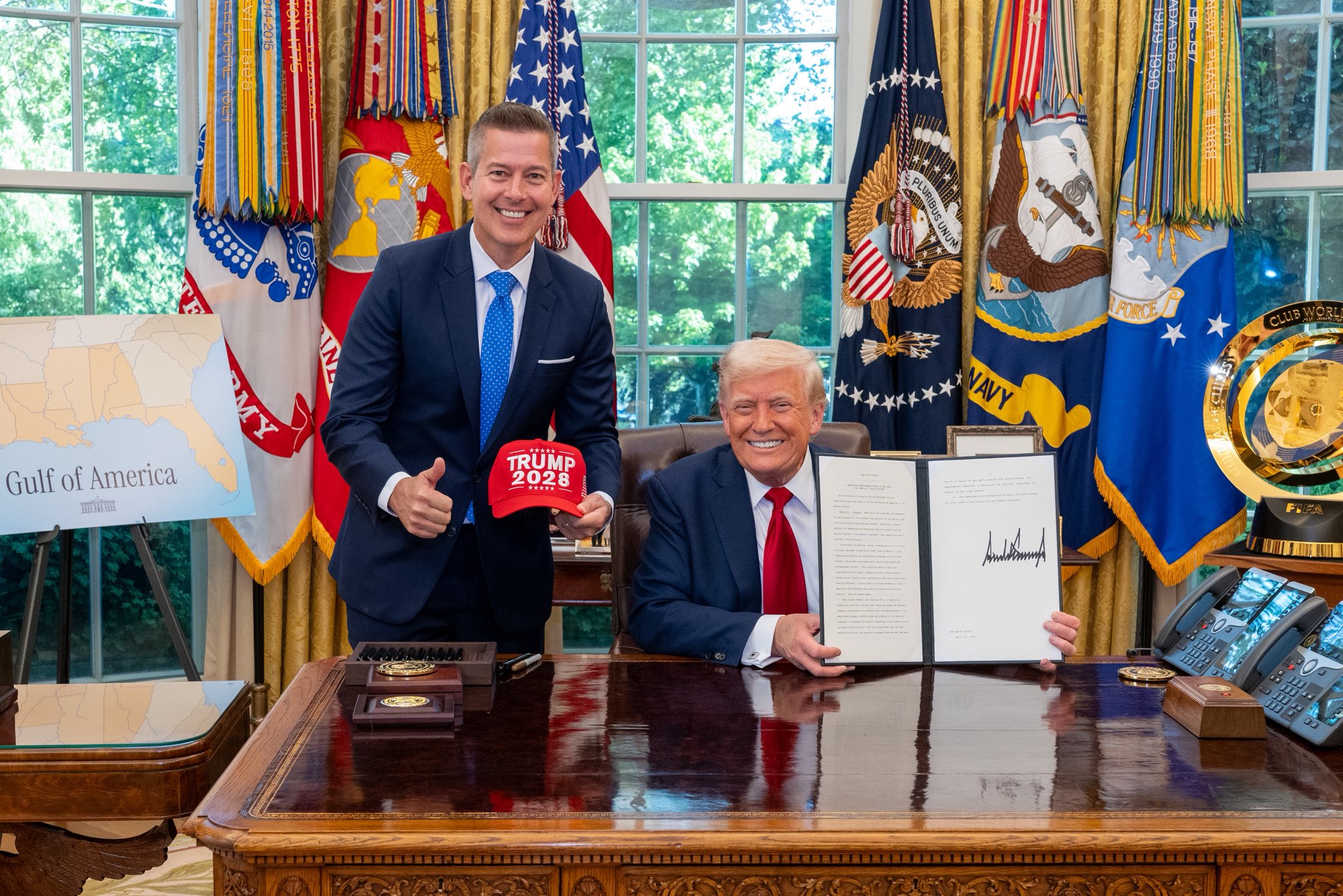 Trump signs order requiring truck drivers to speak English, pass literacy tests as ‘communication problems’ mount