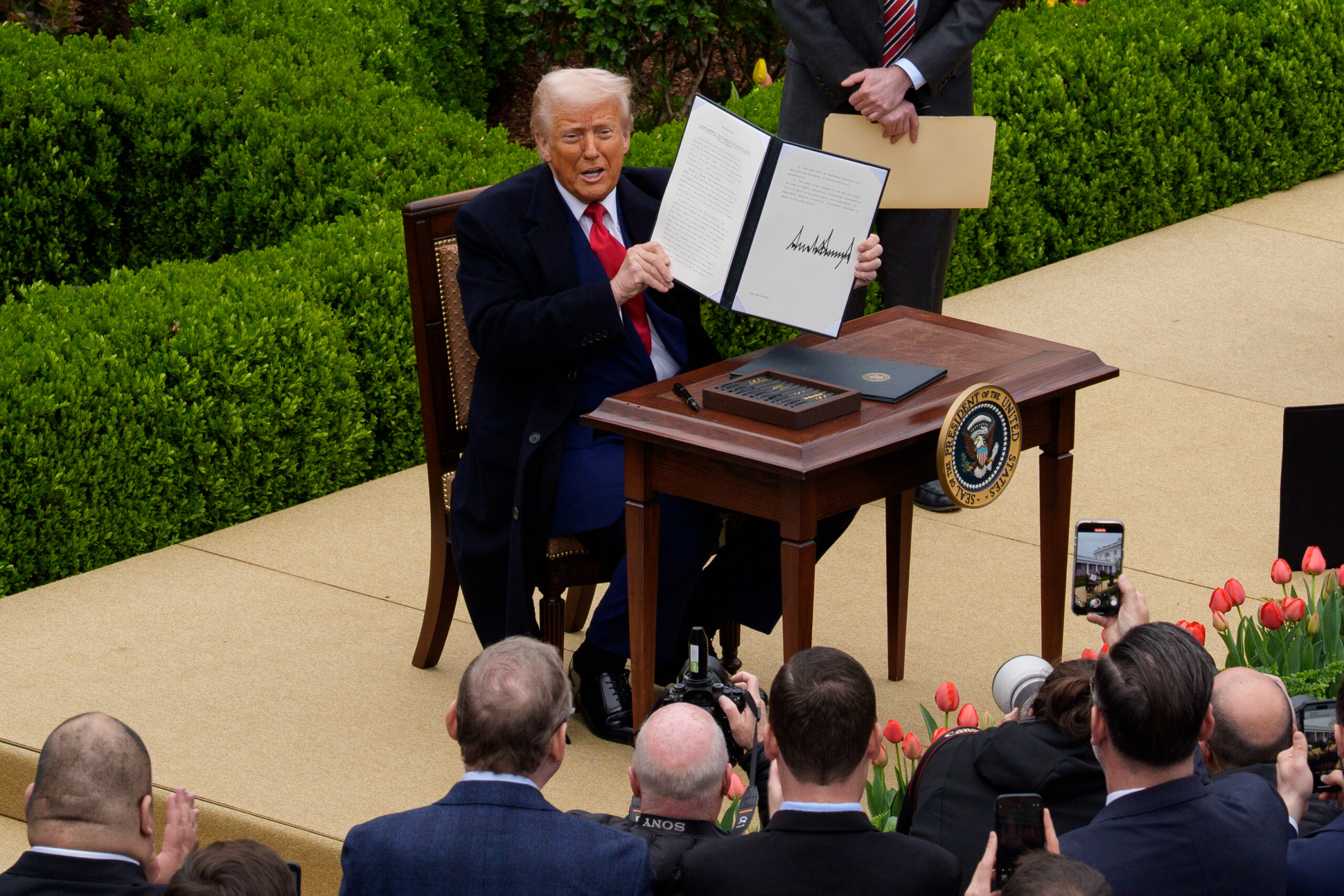 Trump imposes new tariffs on cheap Chinese goods sold by companies like Temu and Shein