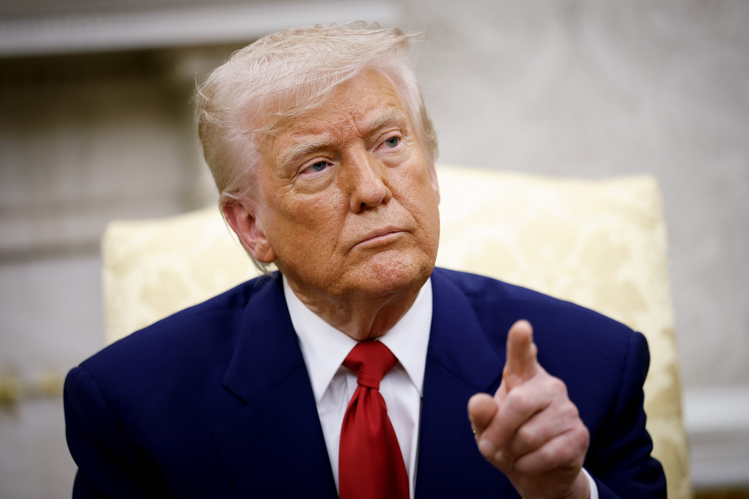 Trump authorizes military to take control of federal land along southern border
