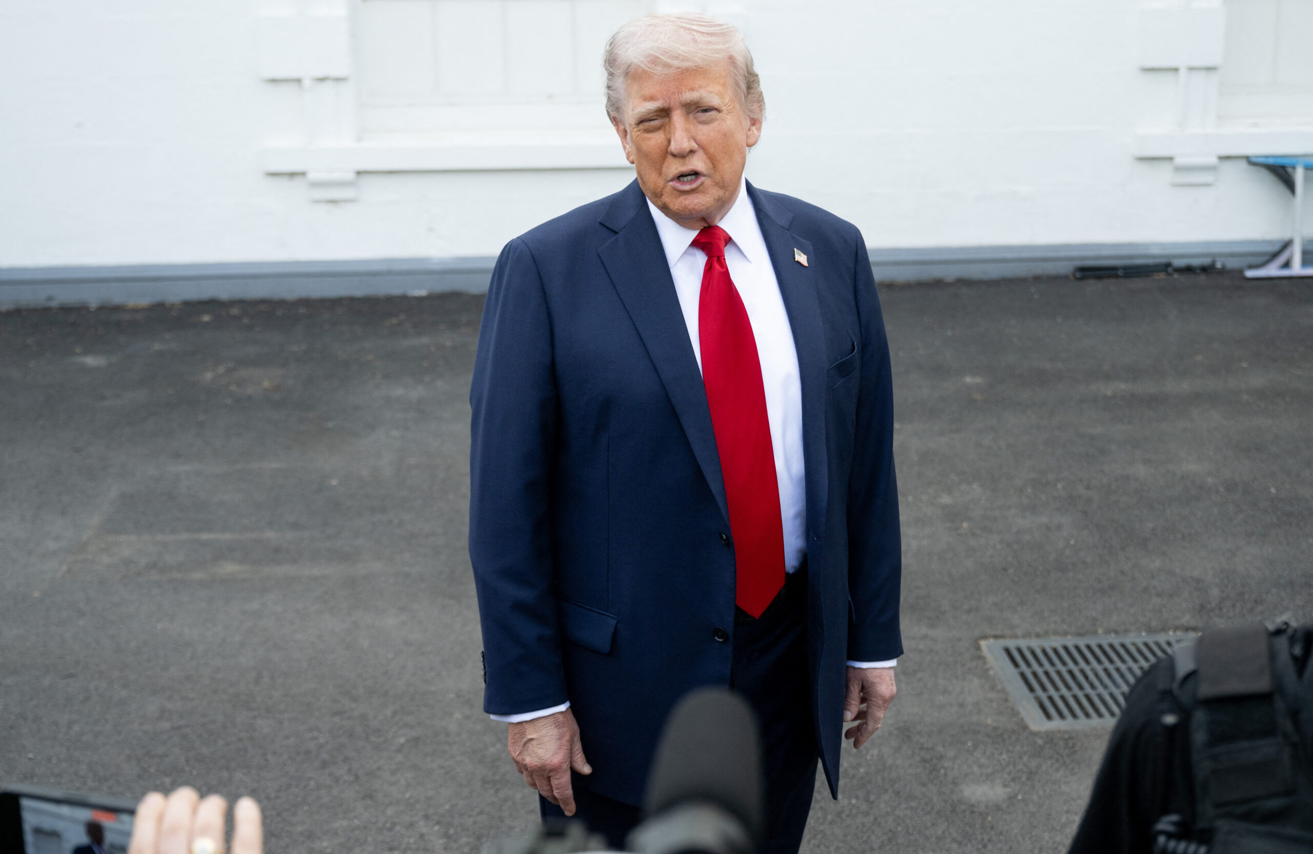 Trump gives Zelensky dire warning on Russia-Ukraine war: Accept peace or risk ‘losing the whole country’