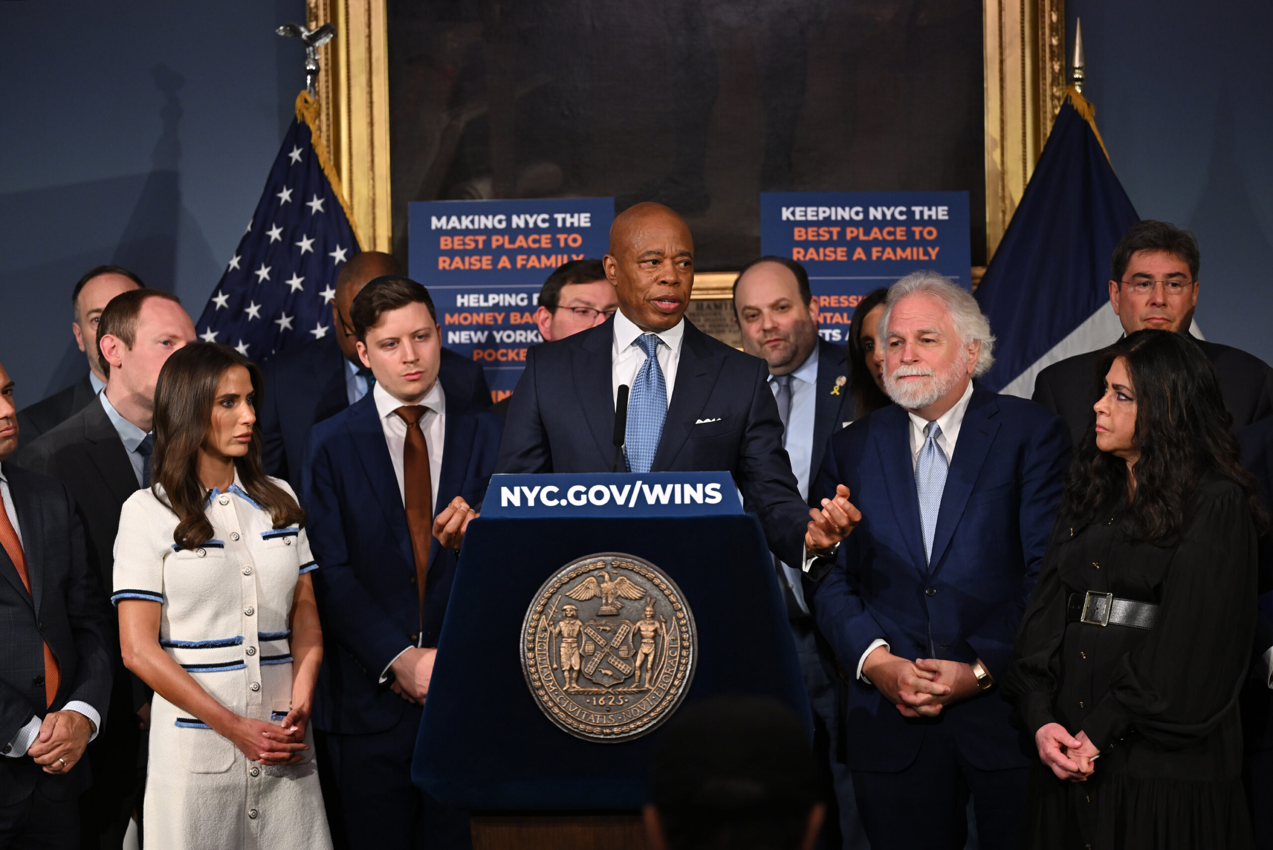 Mayor Adams takes page out of Trump’s playbook, launches NYC task force to fight antisemitism