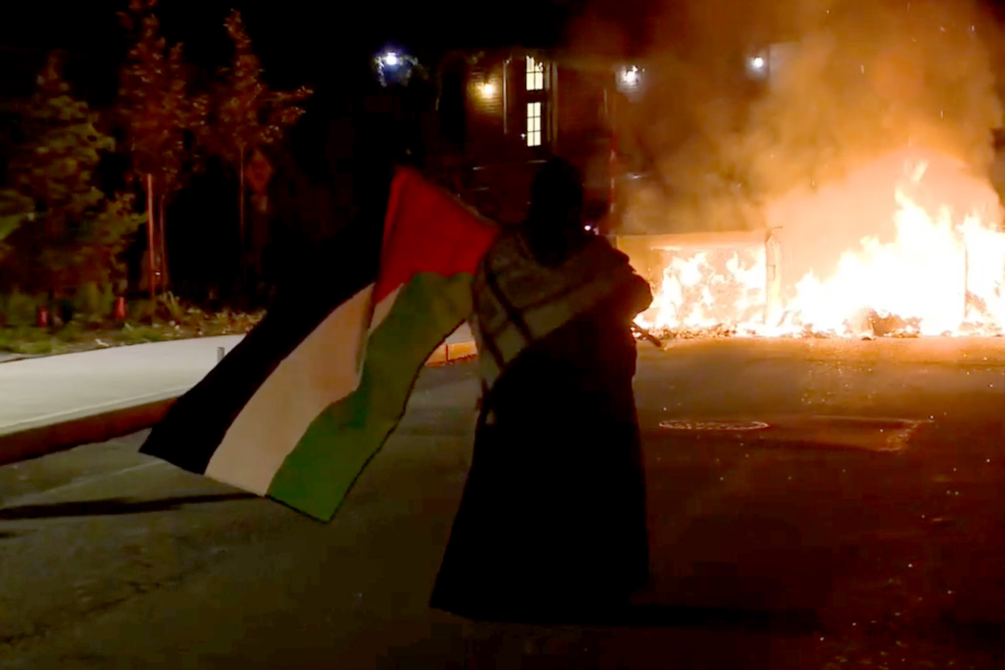 Trump admin launches antisemitism probe at University of Washington after massive anti-Israel protest 