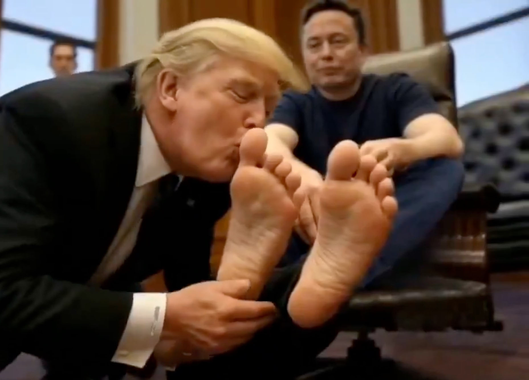 Cyberpunk behind HUD AI video of Trump kissing Musk’s feet was on taxpayer-funded union time: whistleblower
