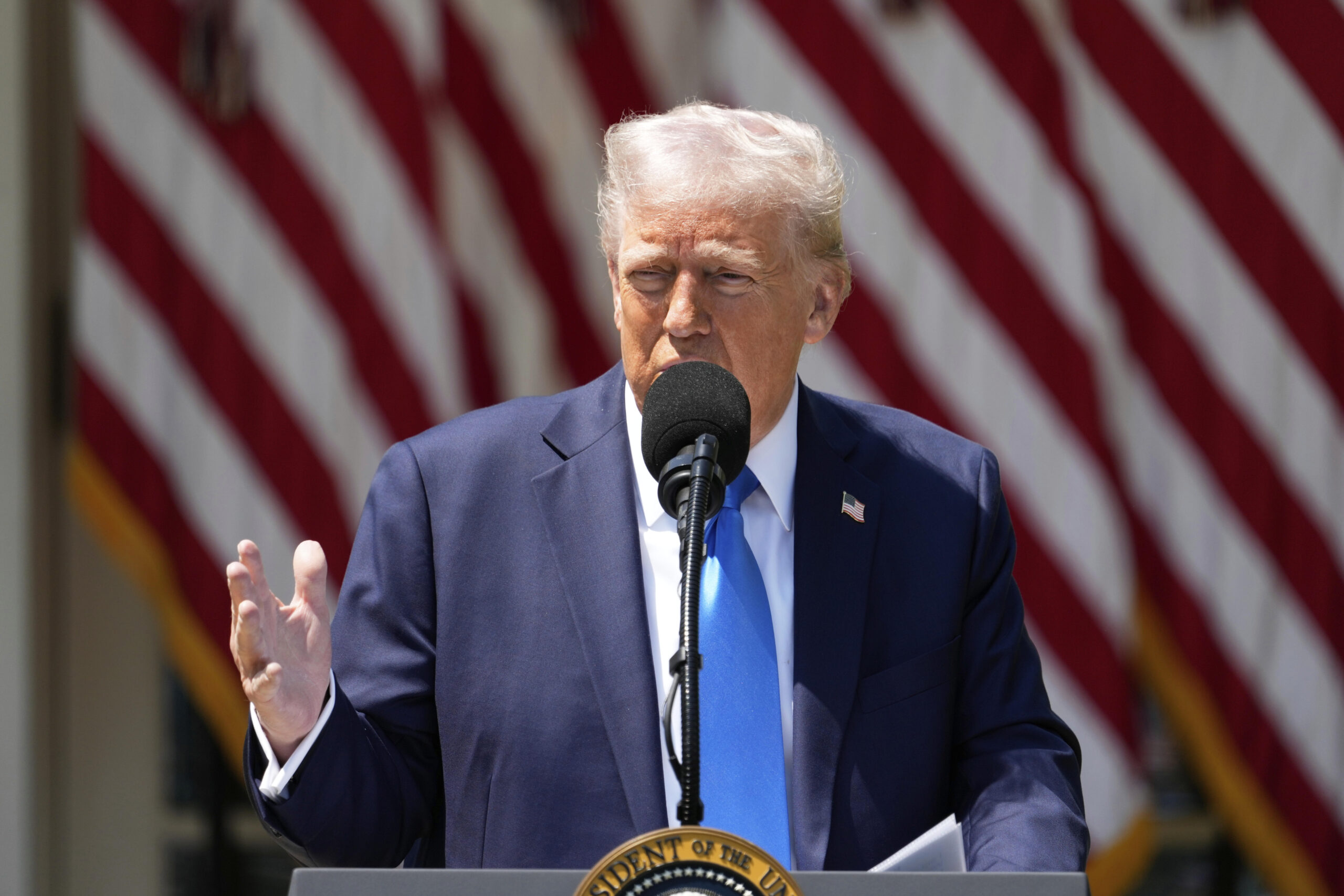 Gender dysphoria should be treated with therapy instead of transition treatments, massive Trump-ordered HHS report urges