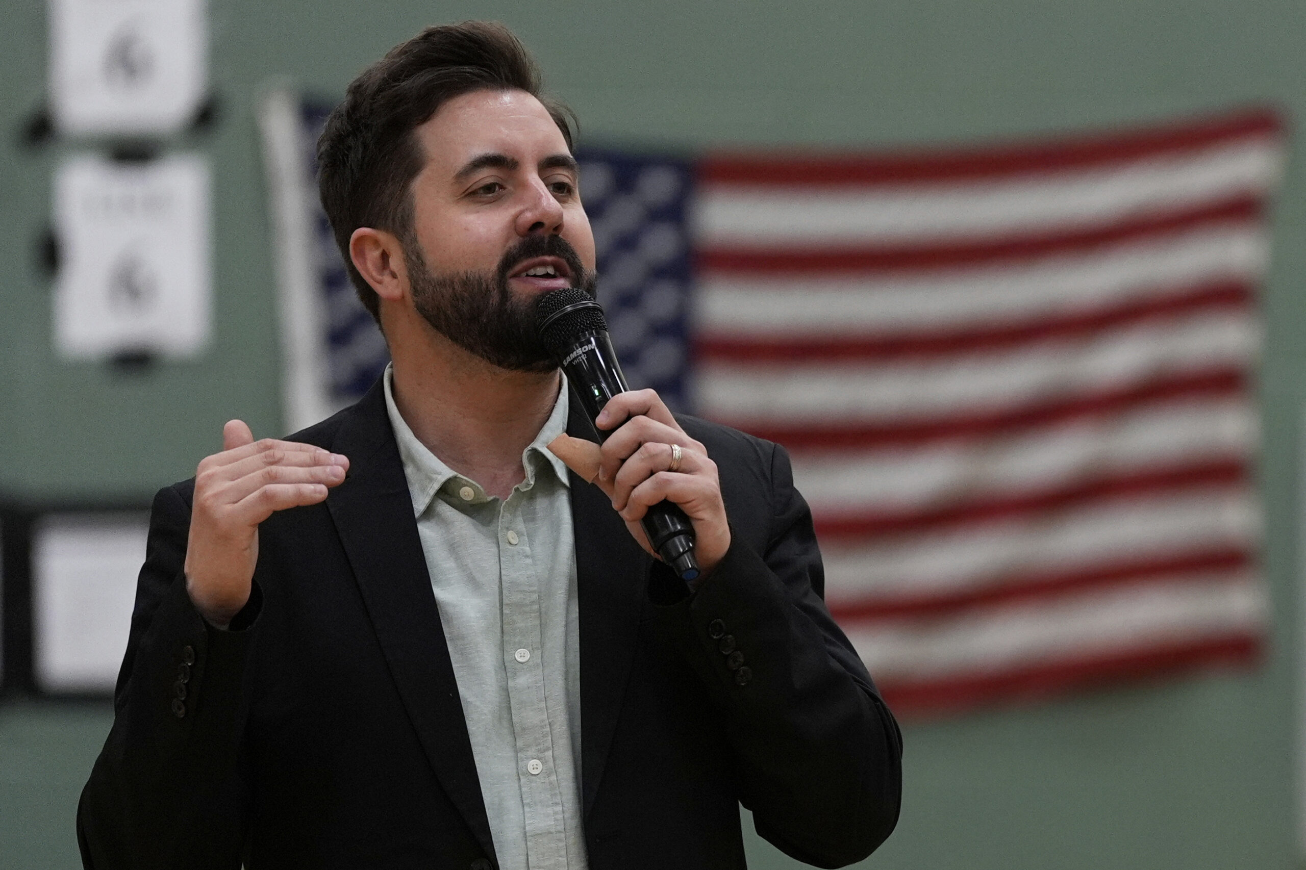 JD Vance half-brother Cory Bowman survives Cincinnati mayoral primary to reach general election