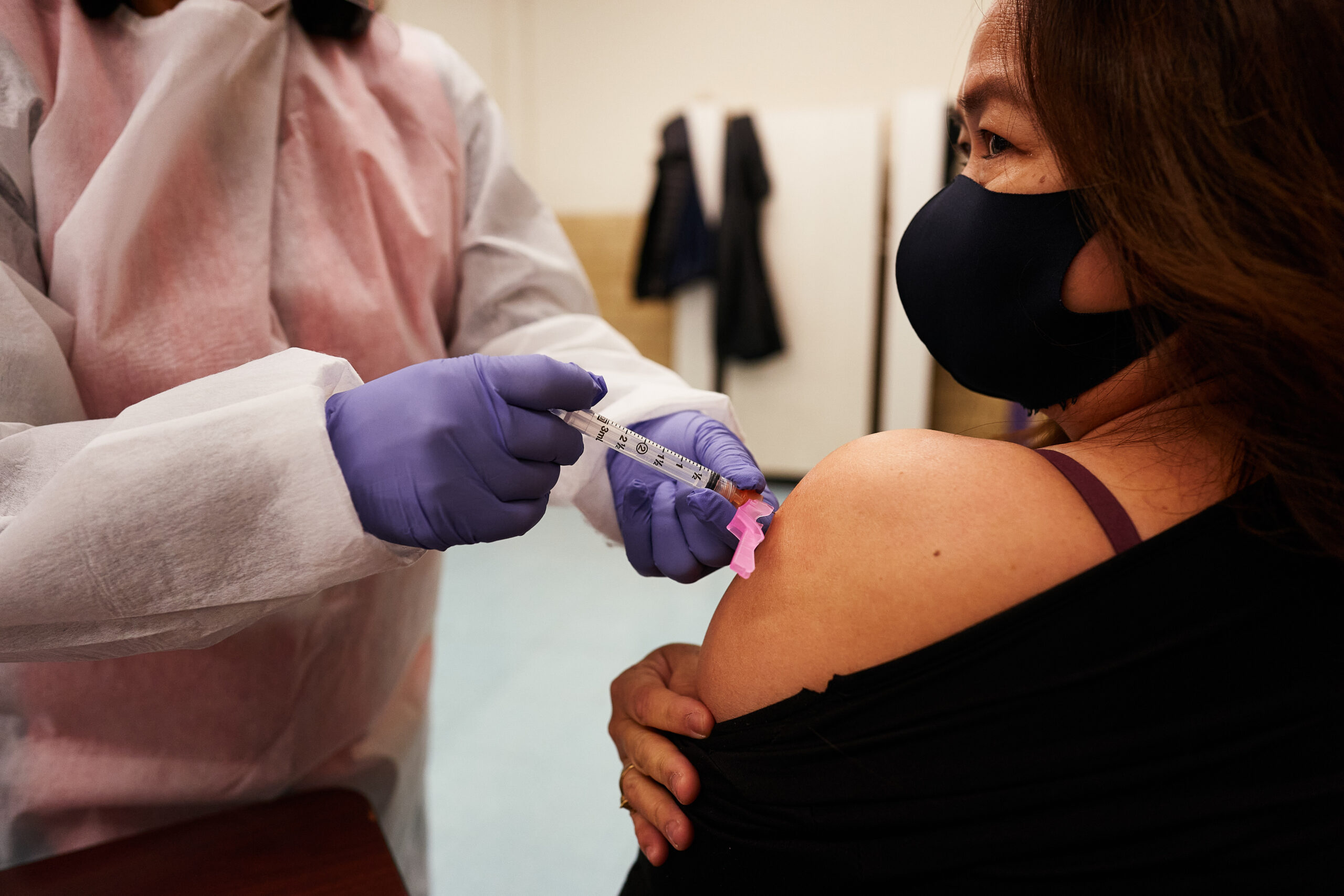 Biden officials knew about, downplayed risks from COVID-19 vaccines, Senate report claims
