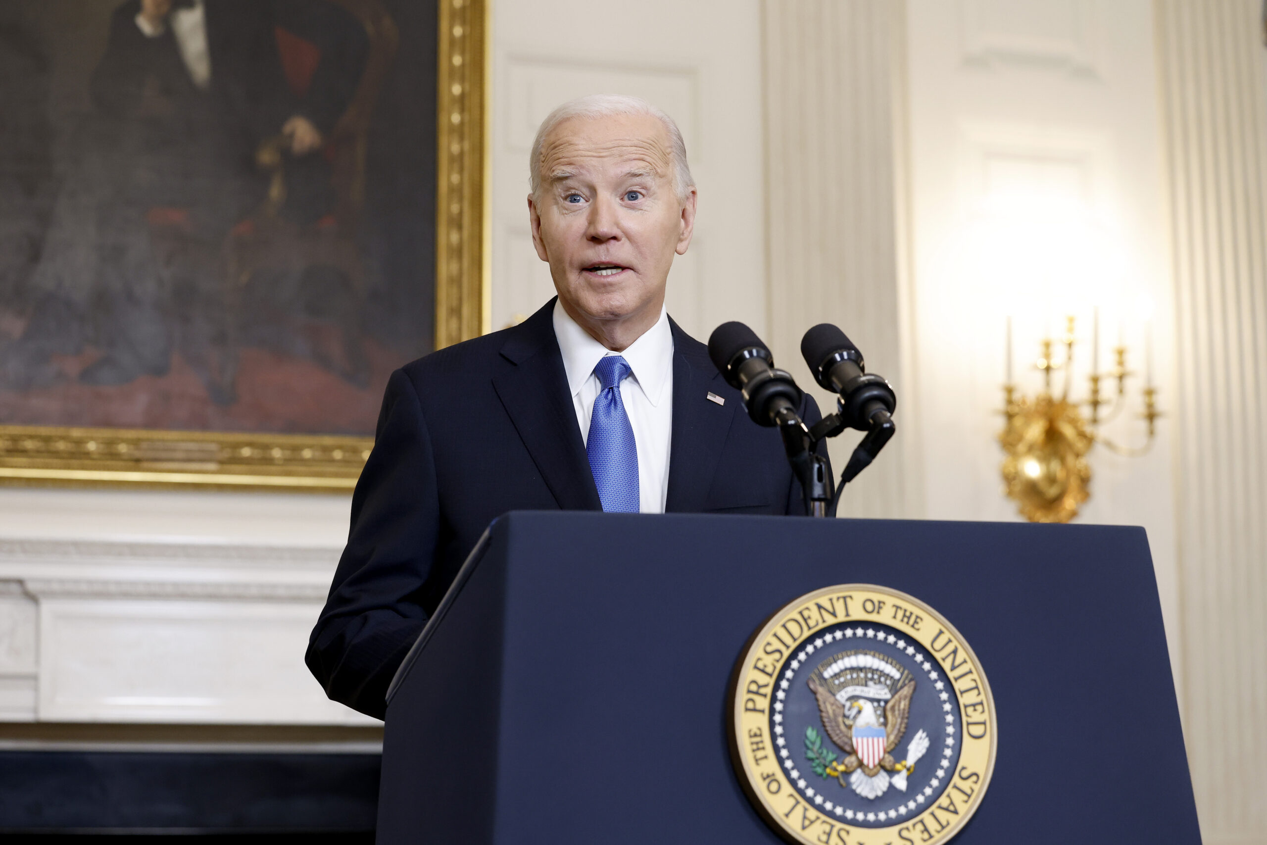 Biden forgot names of longtime aides Jake Sullivan, Kate Bedingfield halfway through his term, new book says