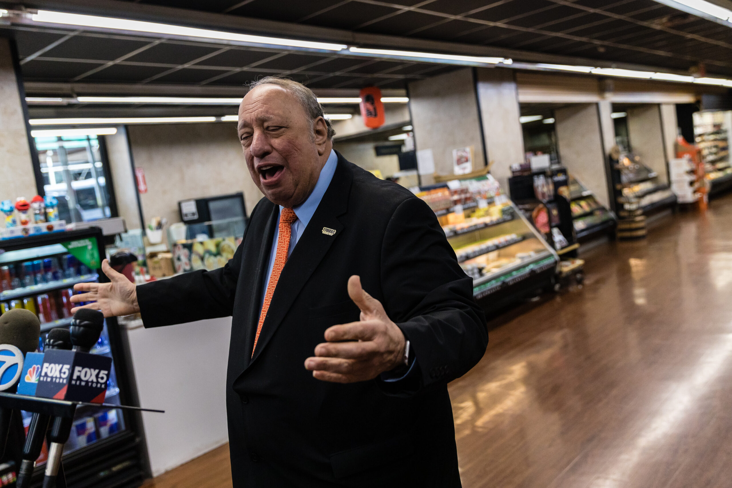 Billionaire John Catsimatidis threatens to close Gristedes chain if socialist Zohran Mamdani elected NYC mayor