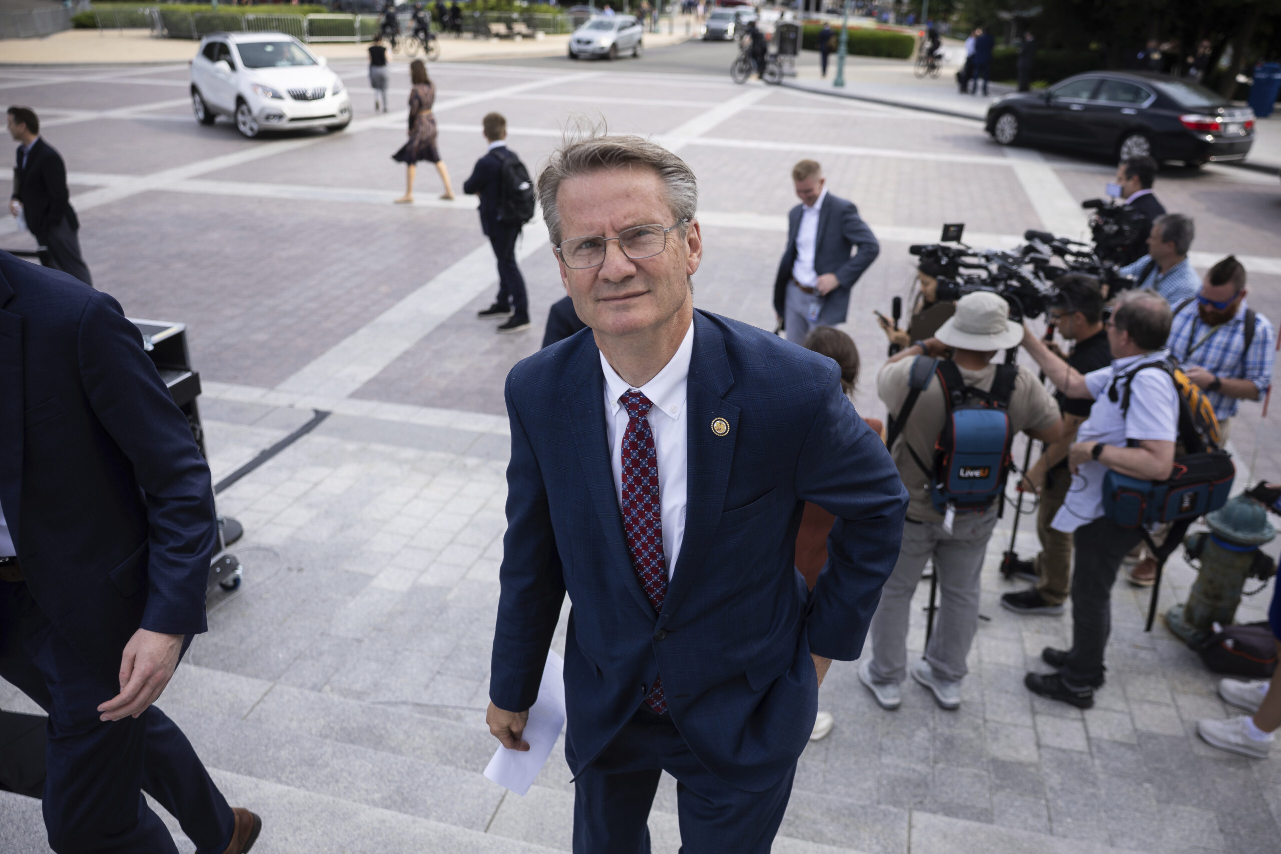 GOP rep calls for ‘around-the-clock’ security for congressional lawmakers using public funds after Minnesota shootings
